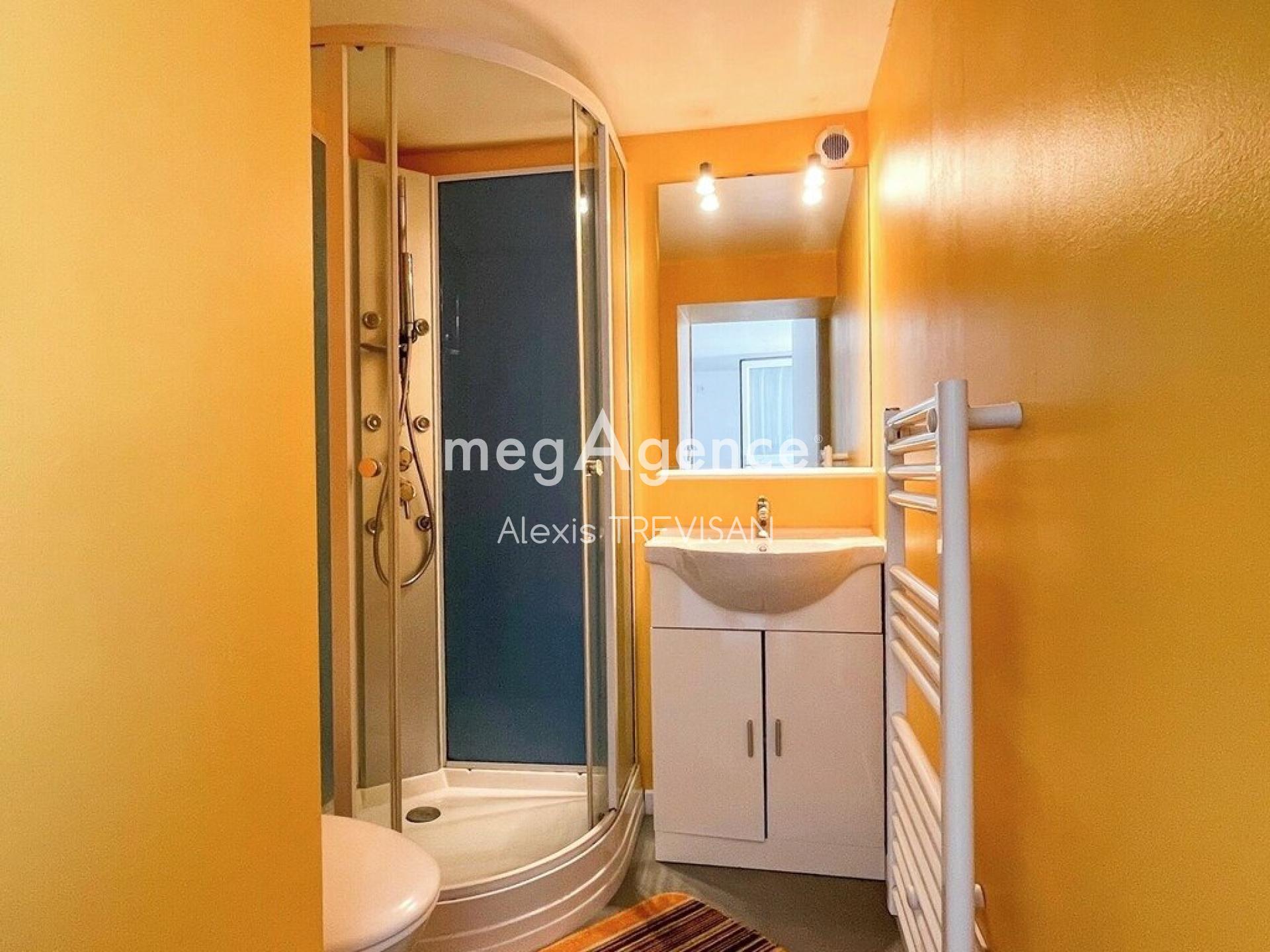 Miniature photo - 13 / 20