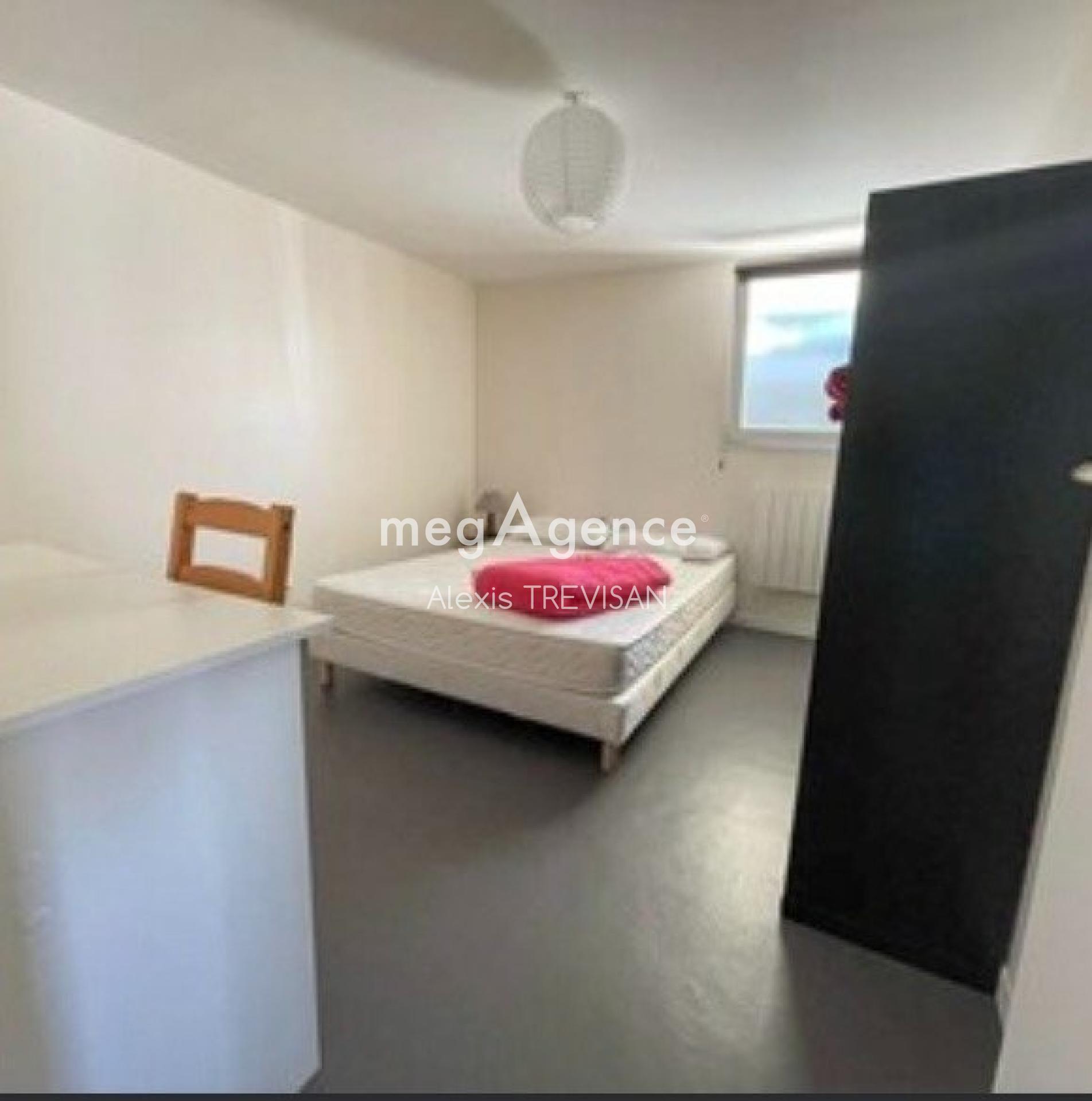 Miniature photo - 20 / 20