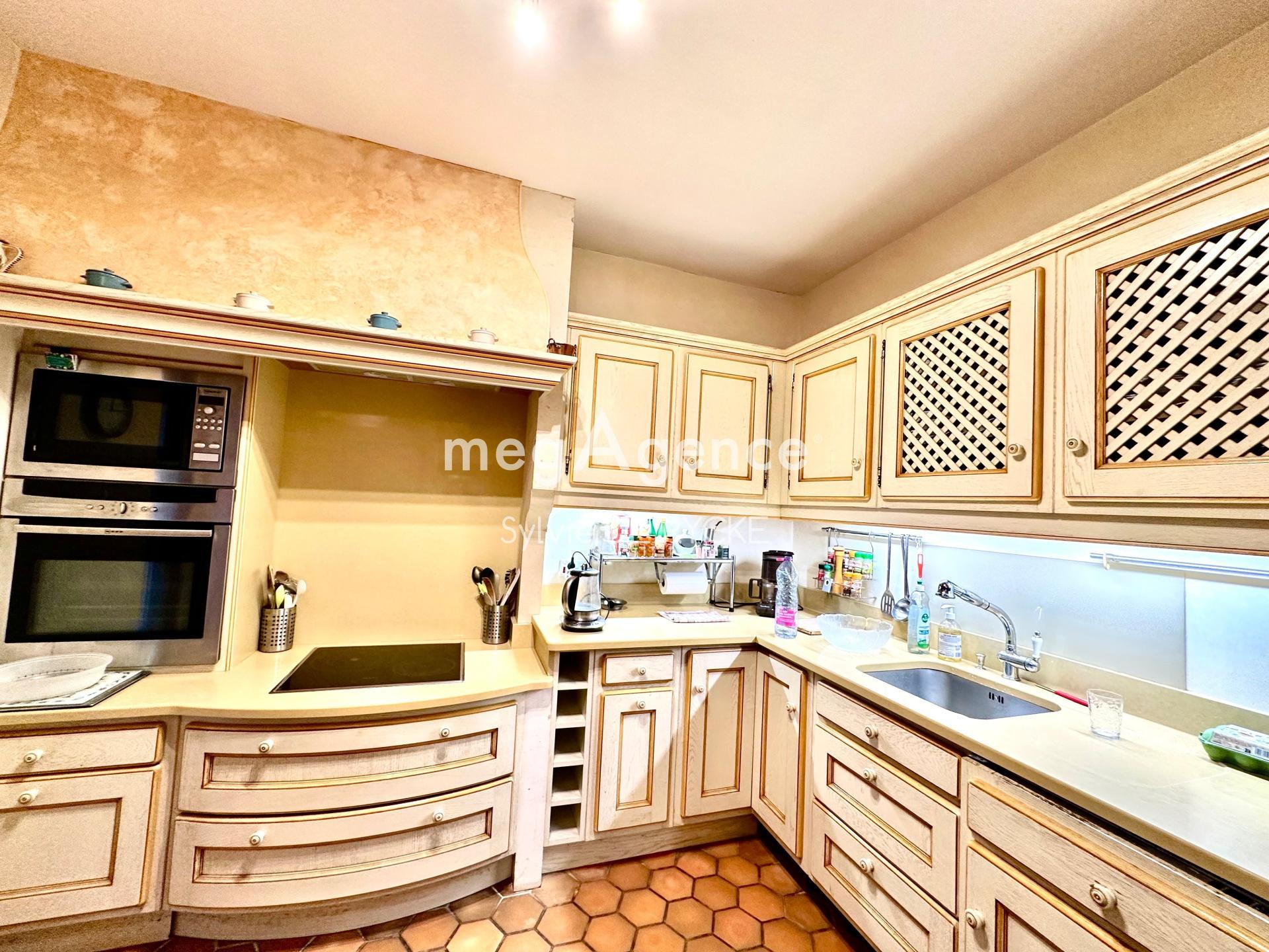 Miniature photo - 11 / 17