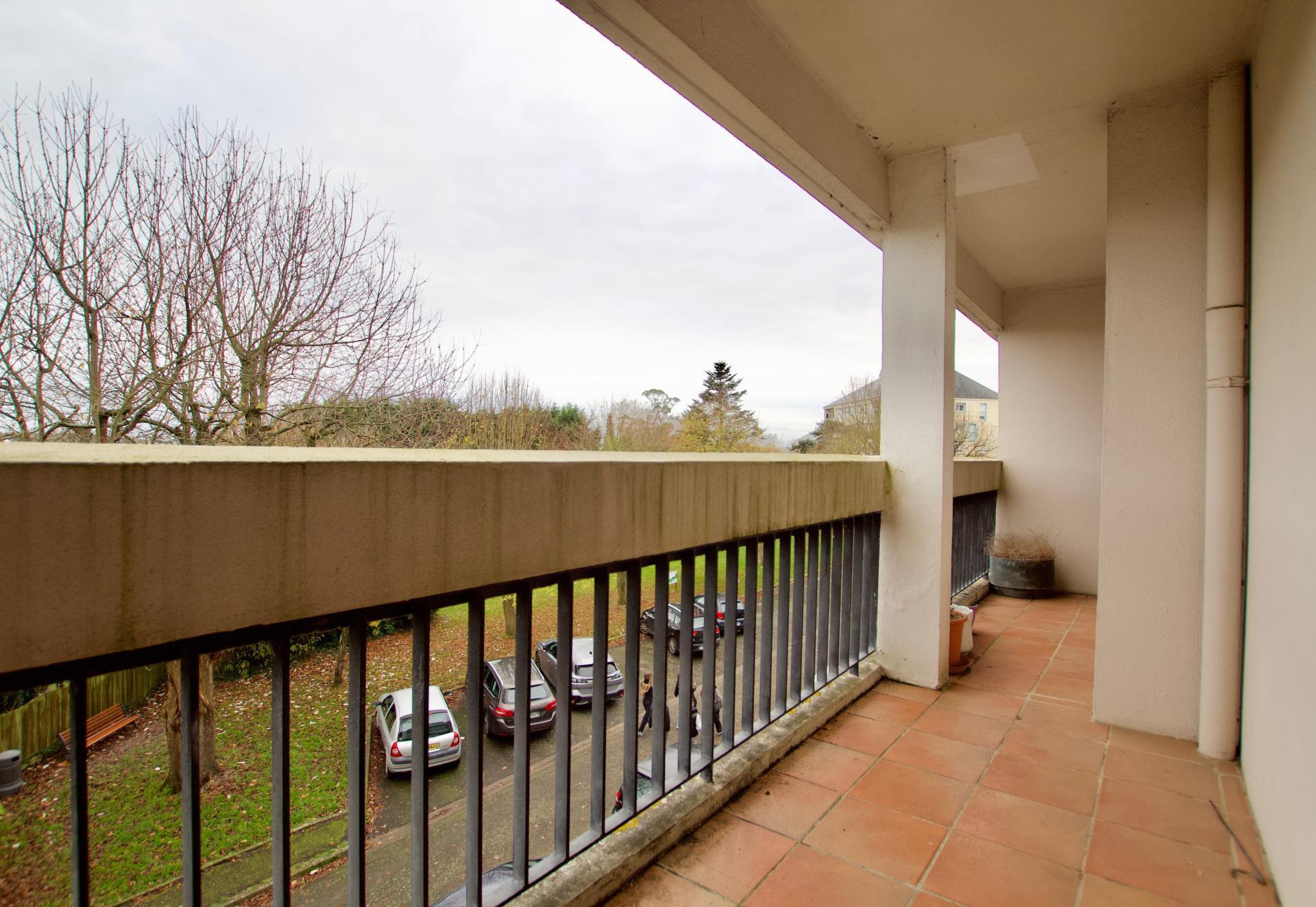 Miniature photo - 2 / 8