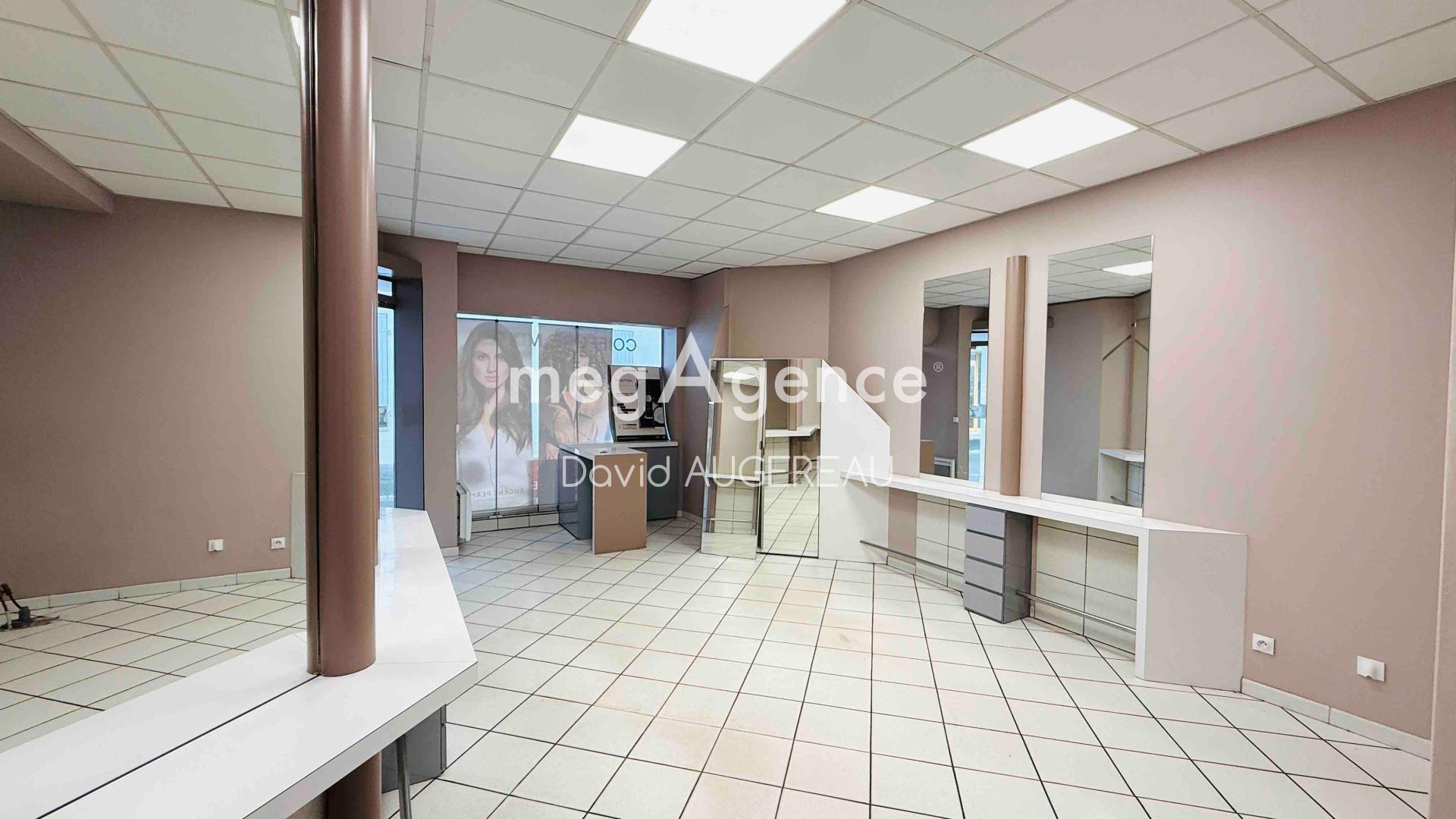 Miniature photo - 2 / 7