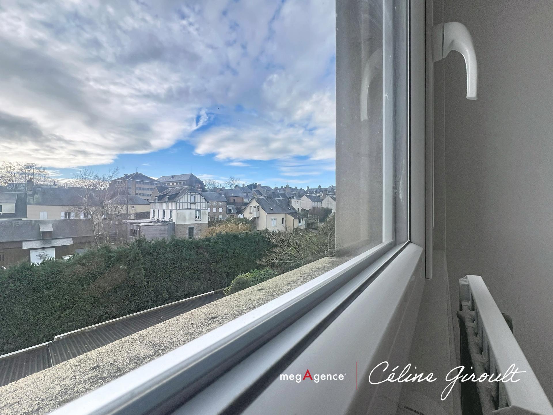 Miniature photo - 8 / 16