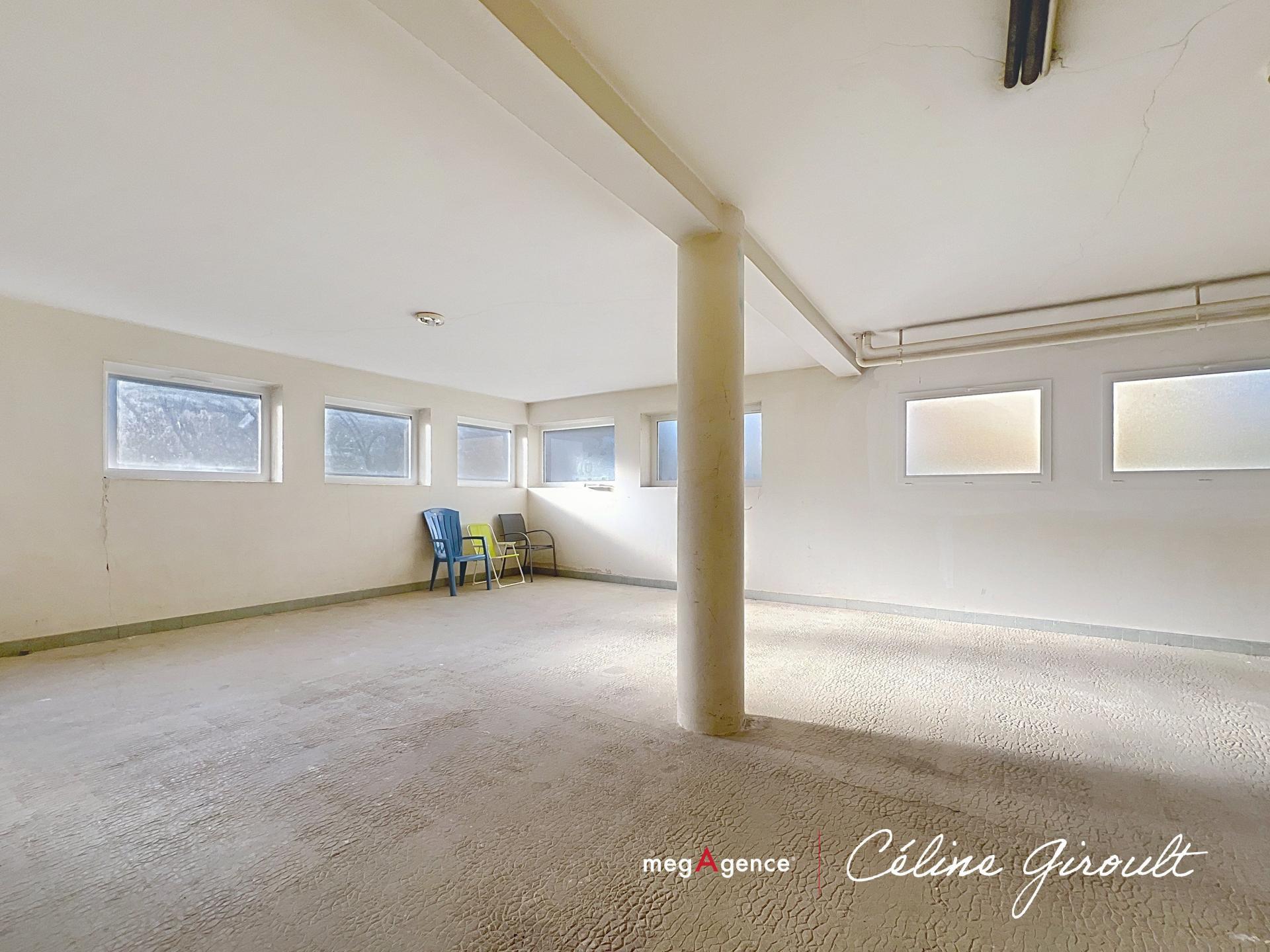 Miniature photo - 13 / 16