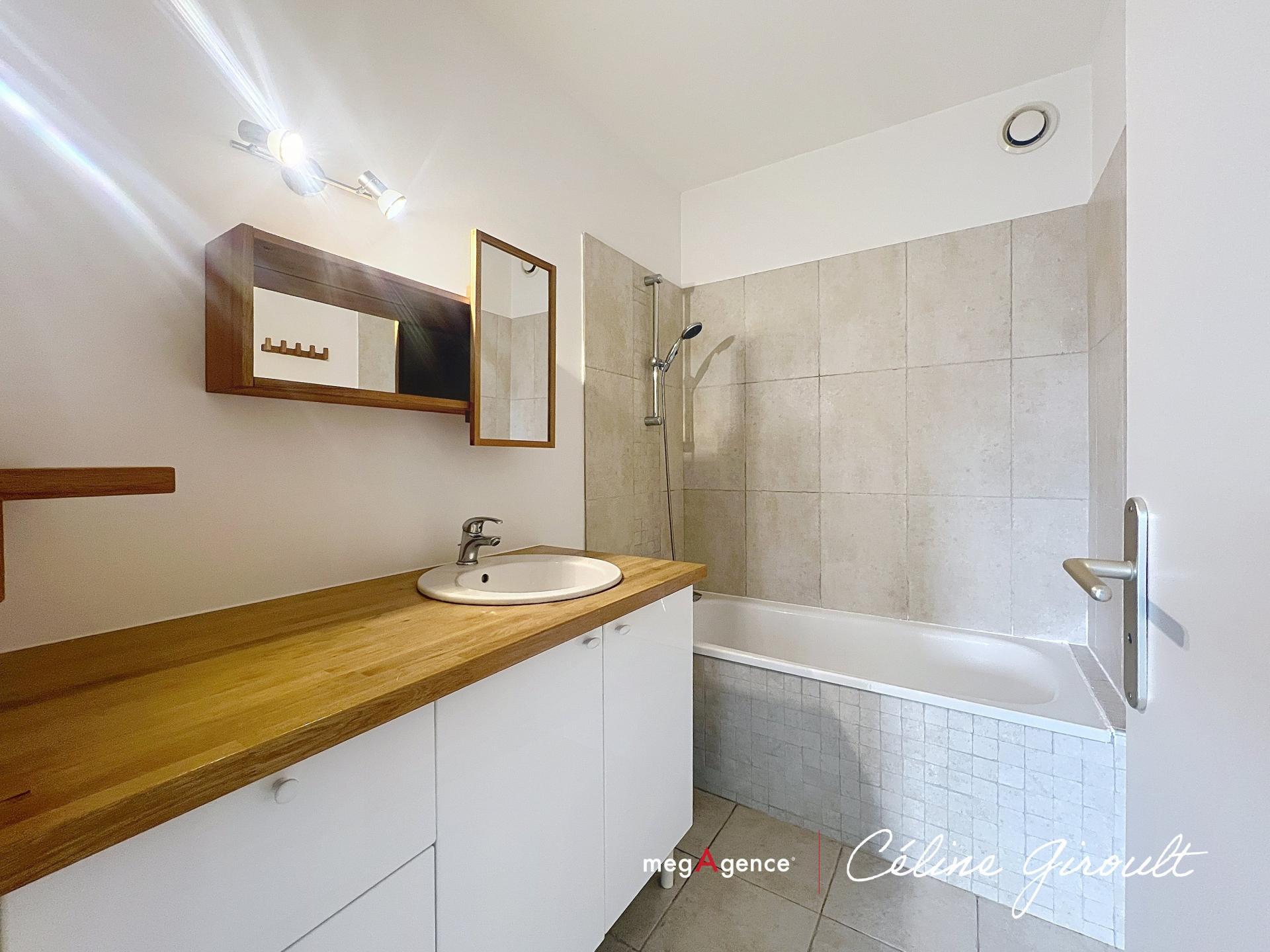 Miniature photo - 4 / 16