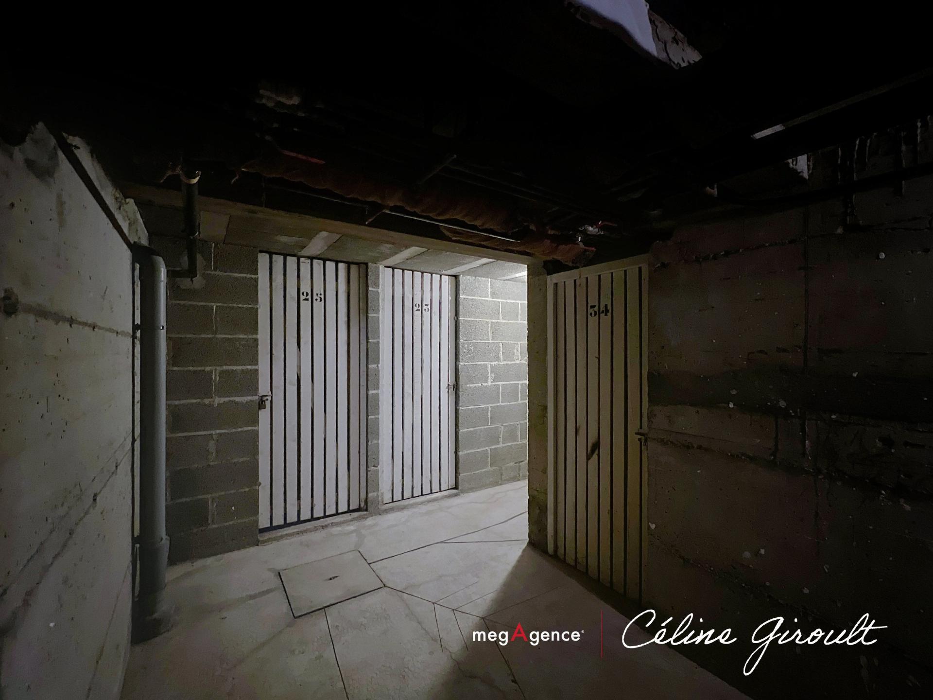 Miniature photo - 16 / 16