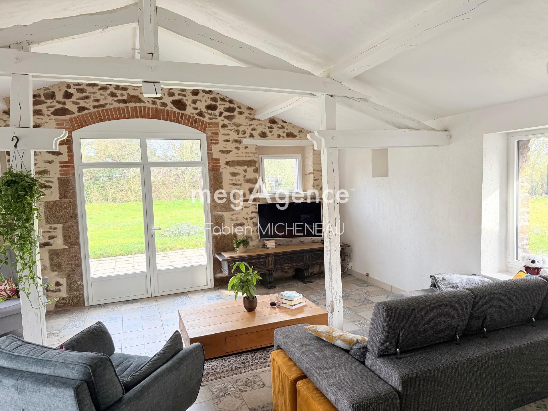 Miniature photo - 2 / 12