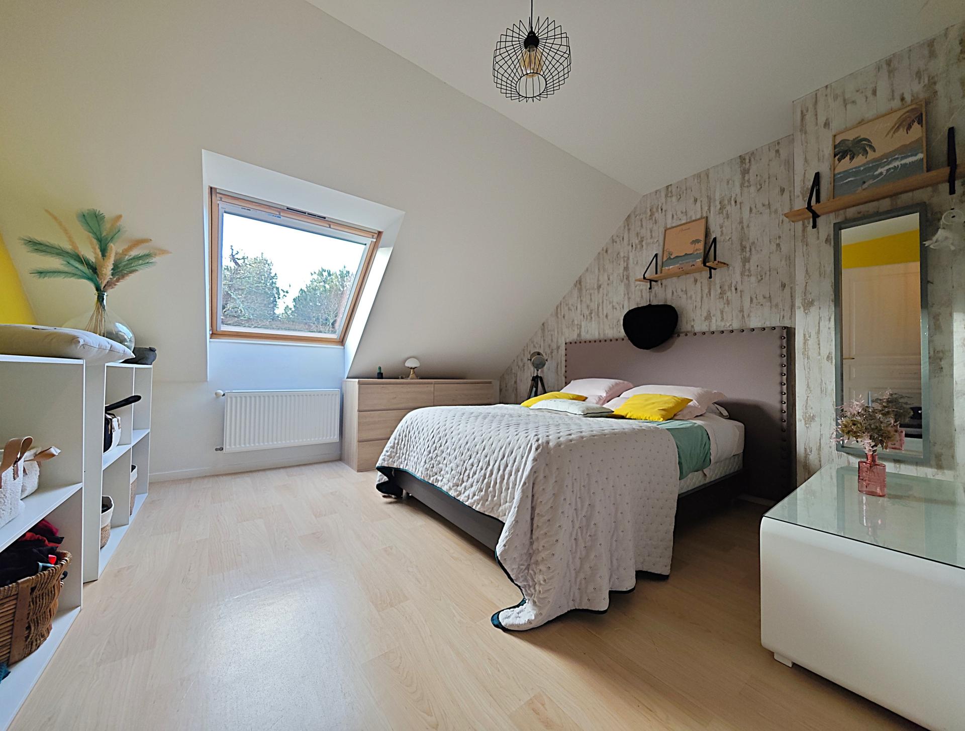 Miniature photo - 11 / 16