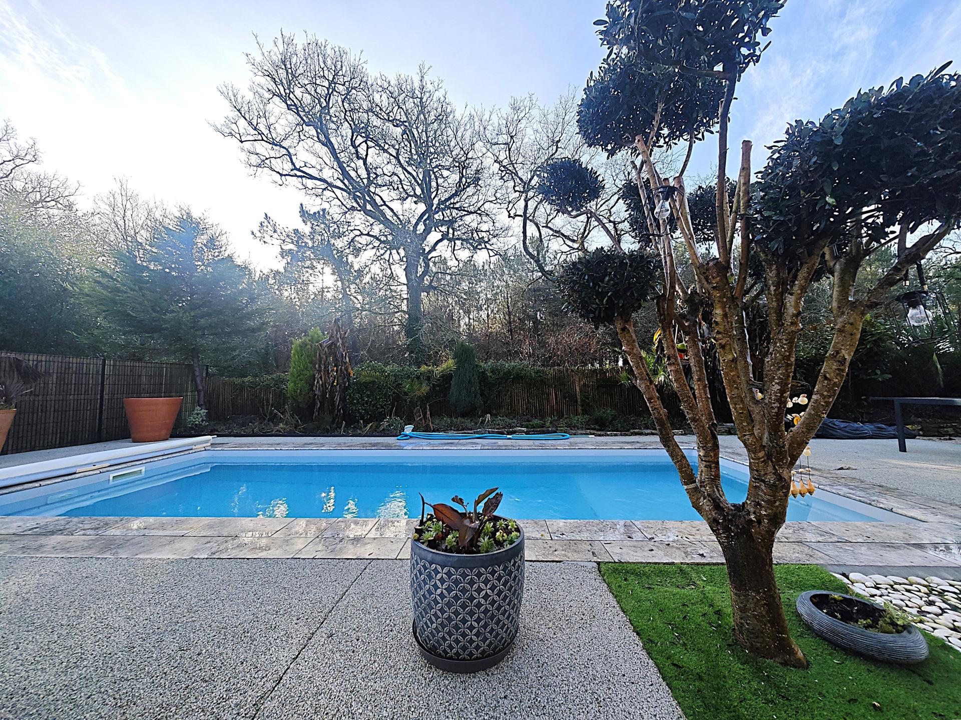 Miniature photo - 15 / 16