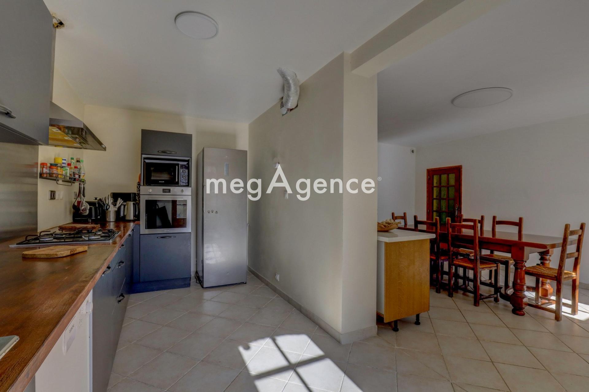 Miniature photo - 2 / 14