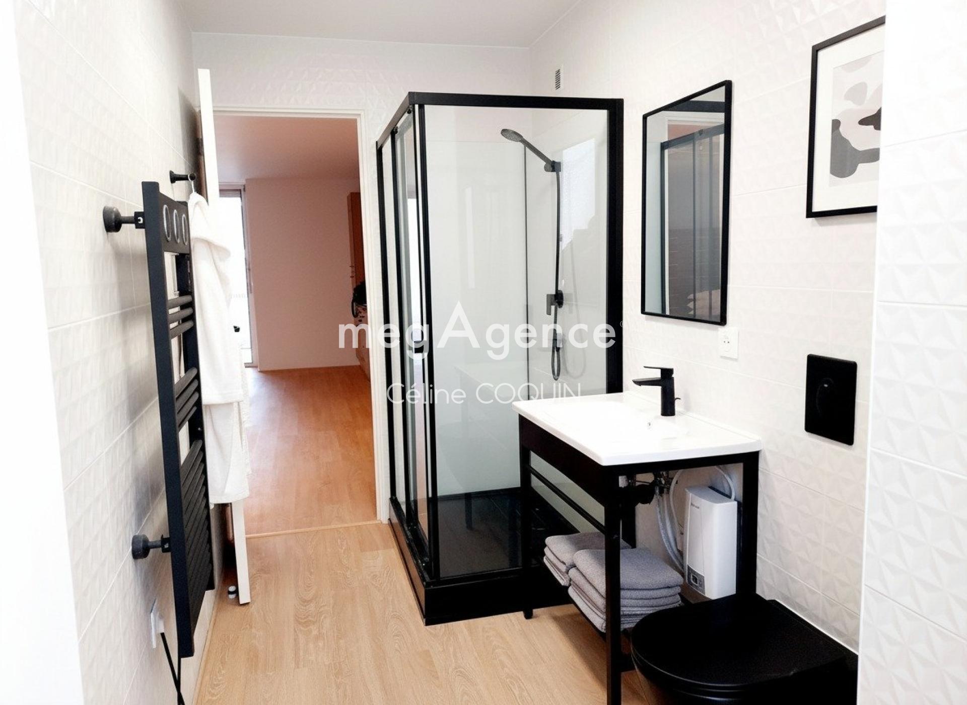 Miniature photo - 7 / 10