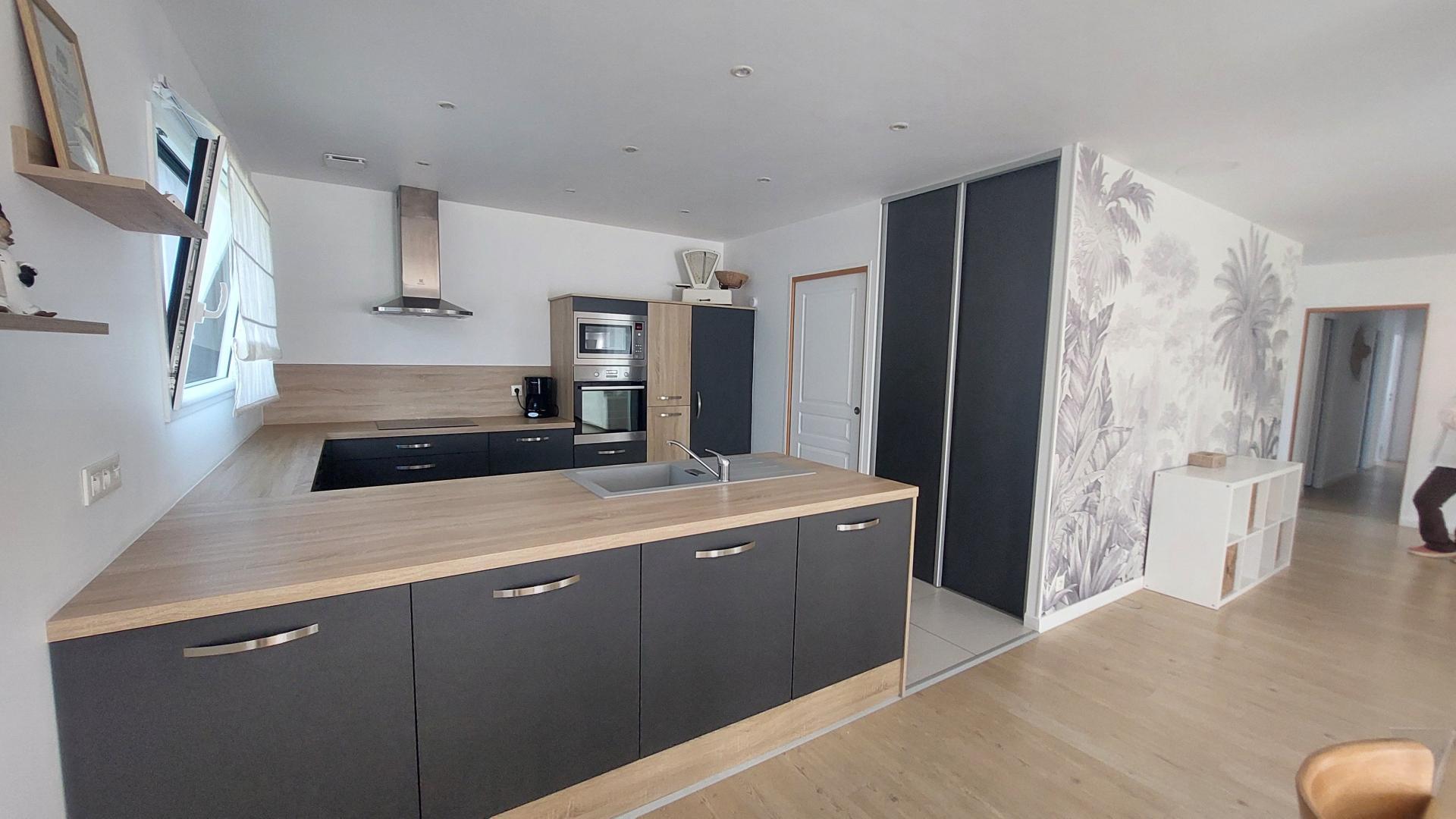 Miniature photo - 3 / 8