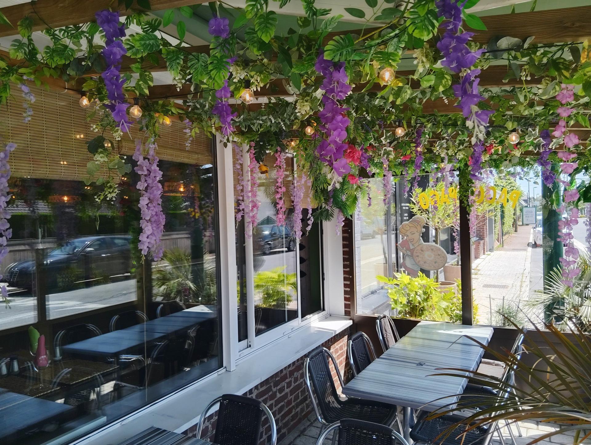 Miniature photo - 2 / 14