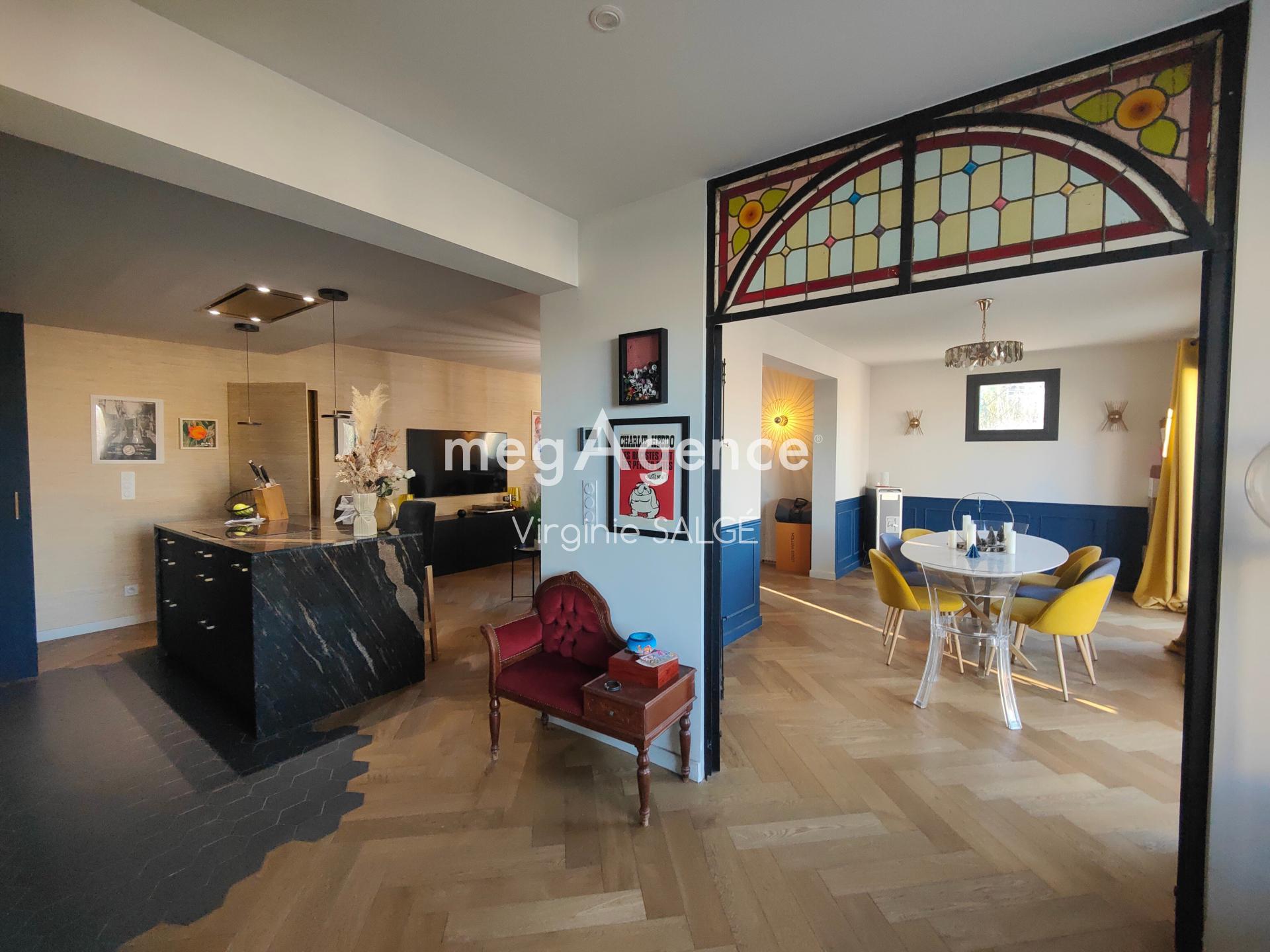 Miniature photo - 2 / 10