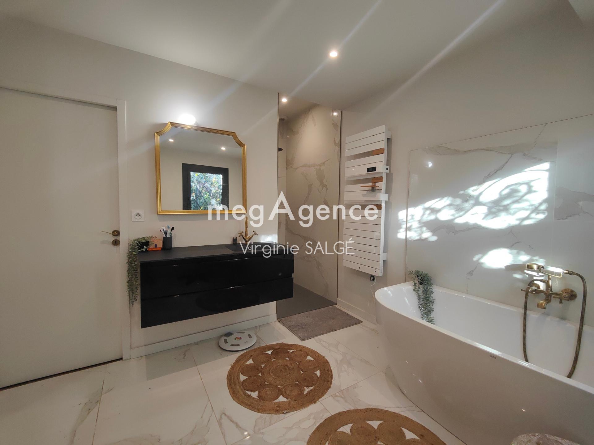 Miniature photo - 10 / 10