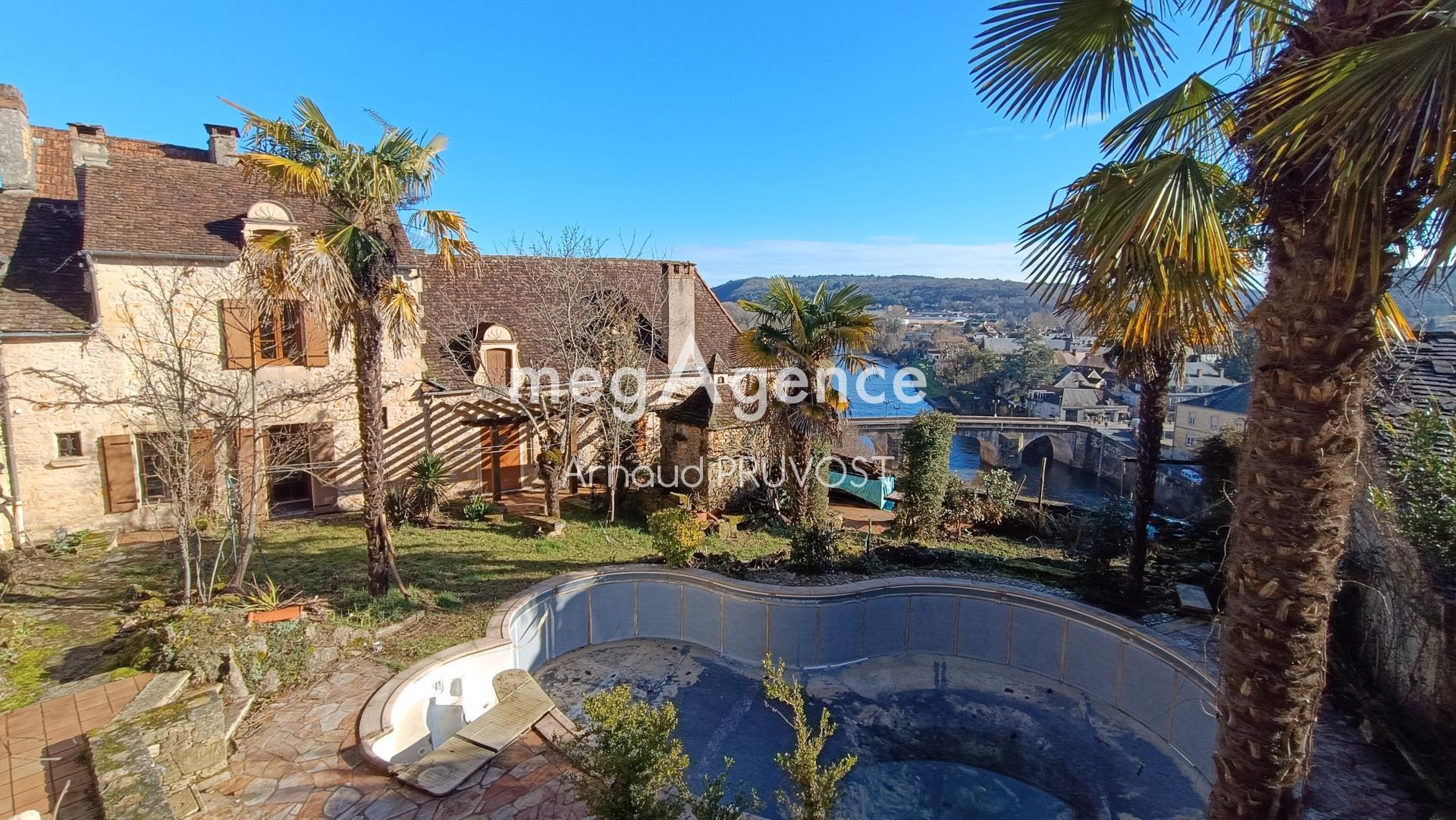 Miniature photo - 2 / 19