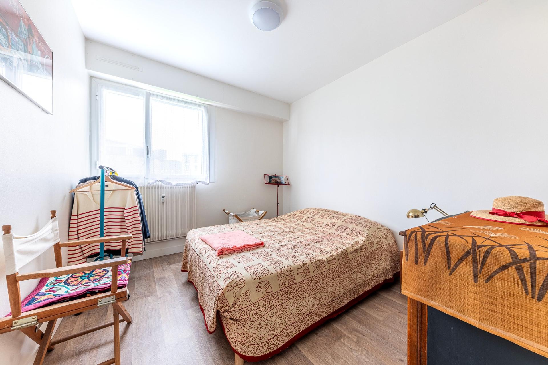 Miniature photo - 6 / 12