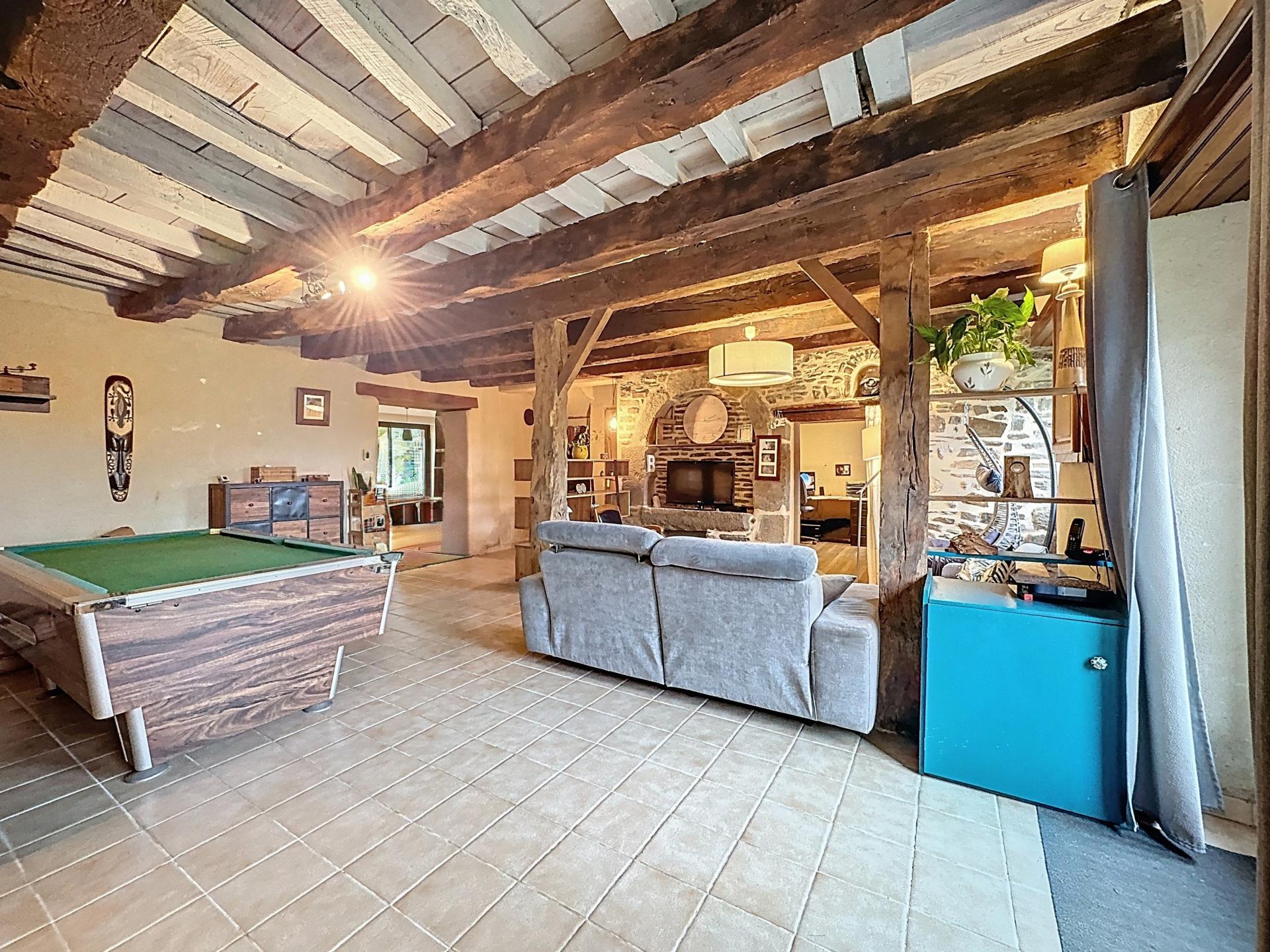 Miniature photo - 2 / 12