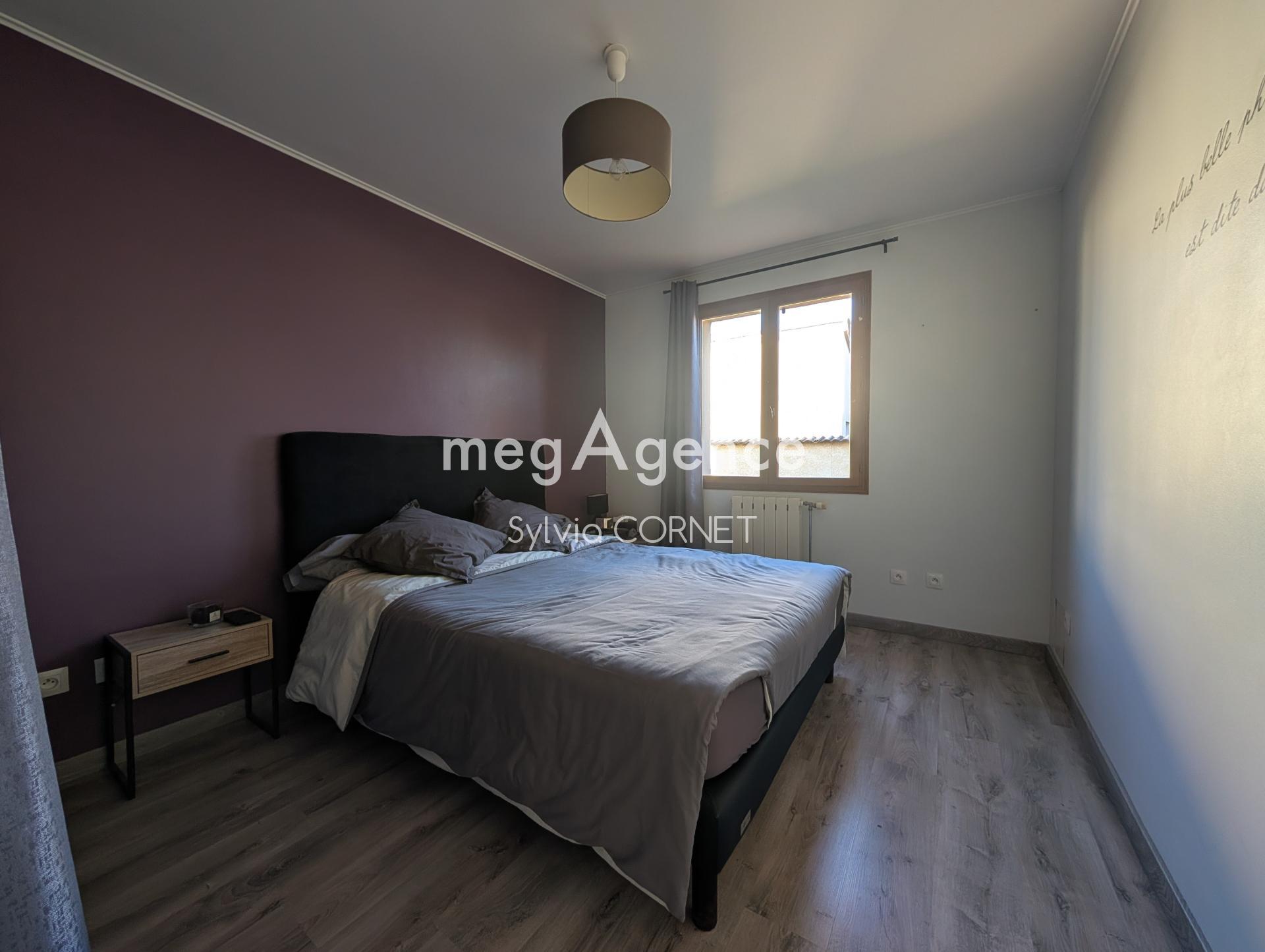 Miniature photo - 8 / 10