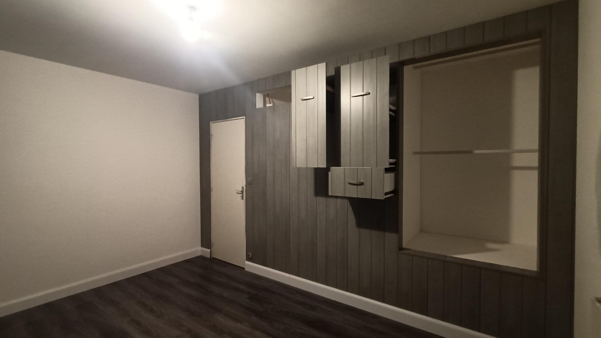 Miniature photo - 10 / 12