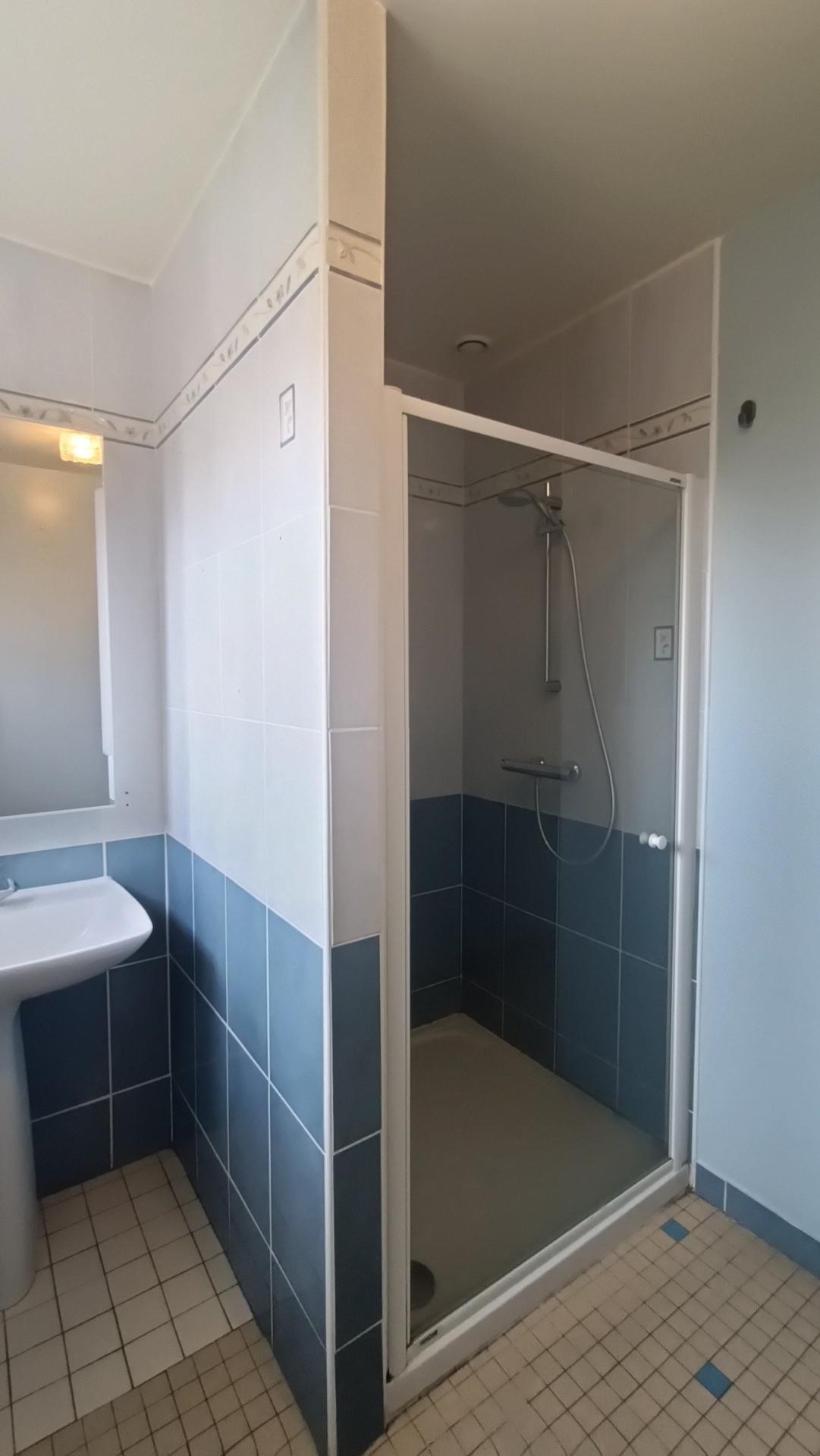 Miniature photo - 9 / 12