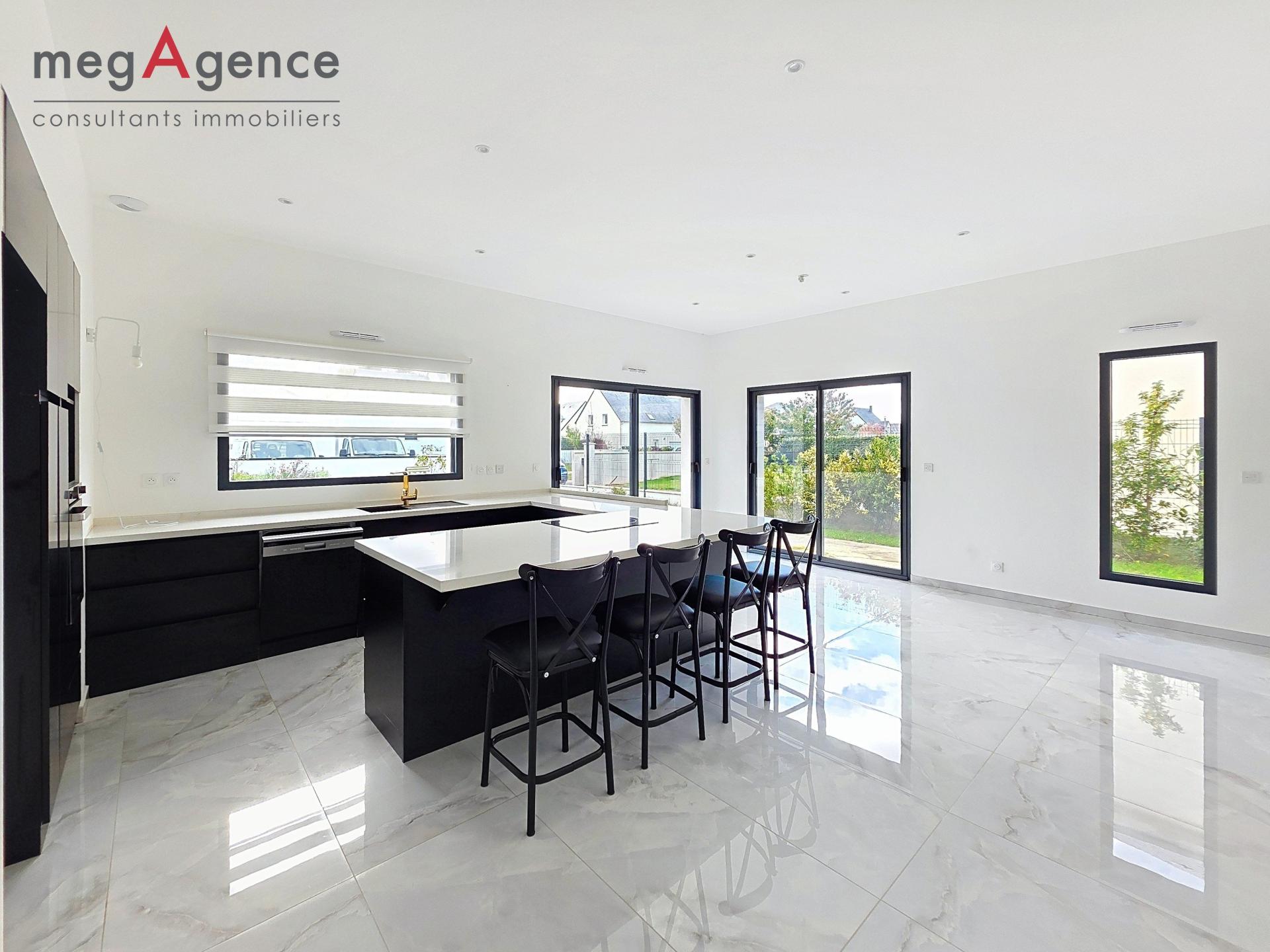 Miniature photo - 2 / 18