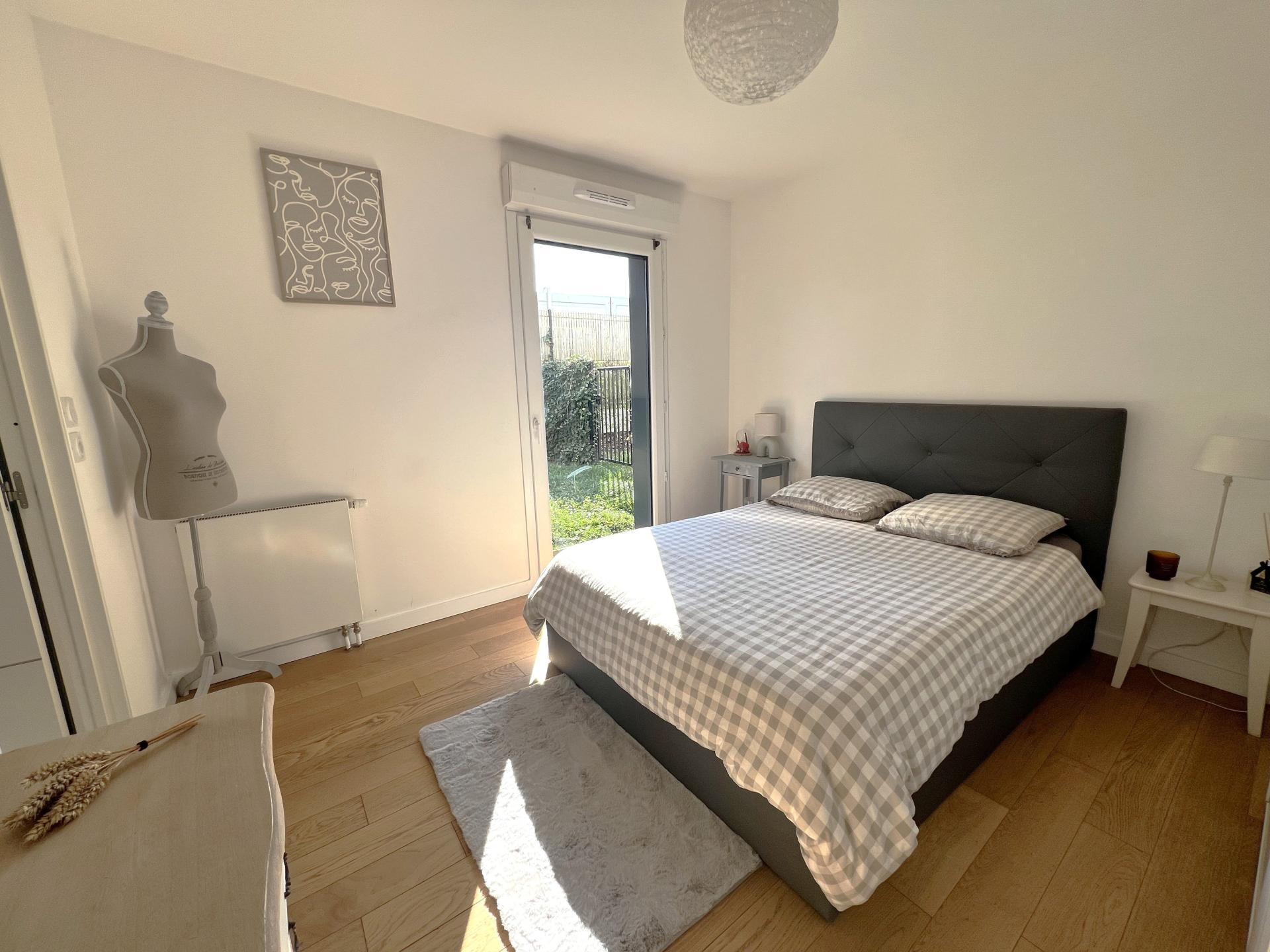 Miniature photo - 7 / 10