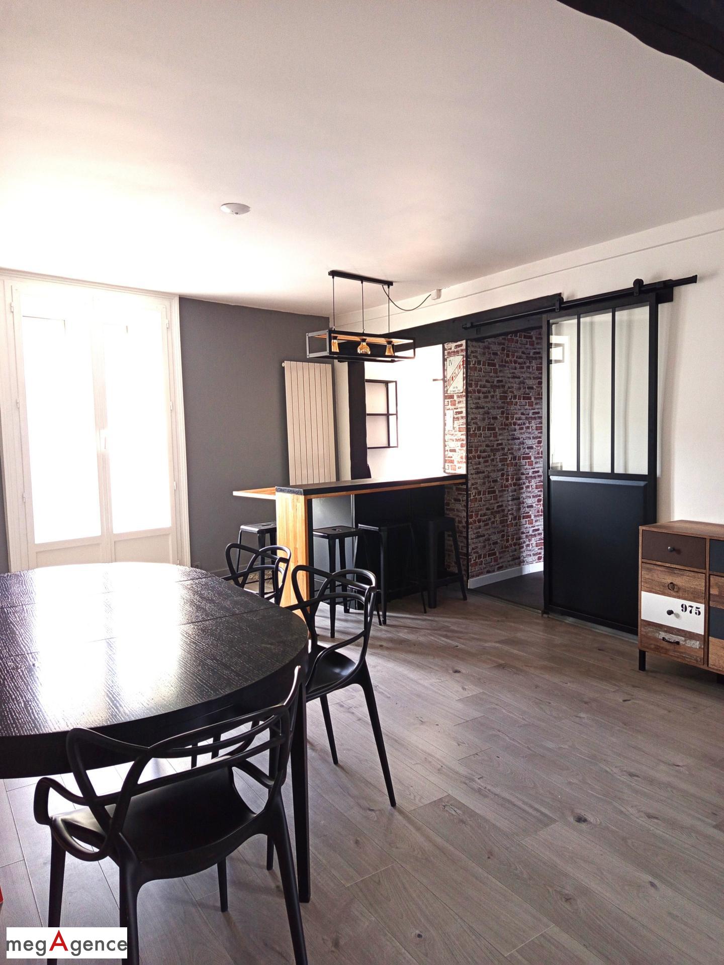 Miniature photo - 2 / 12