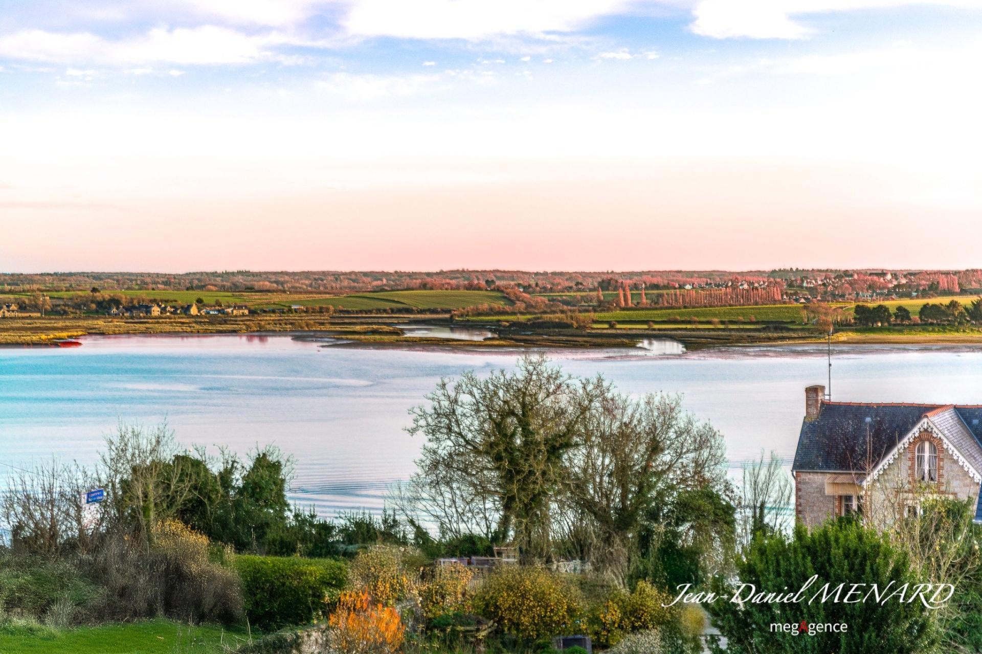 Miniature photo - 2 / 13