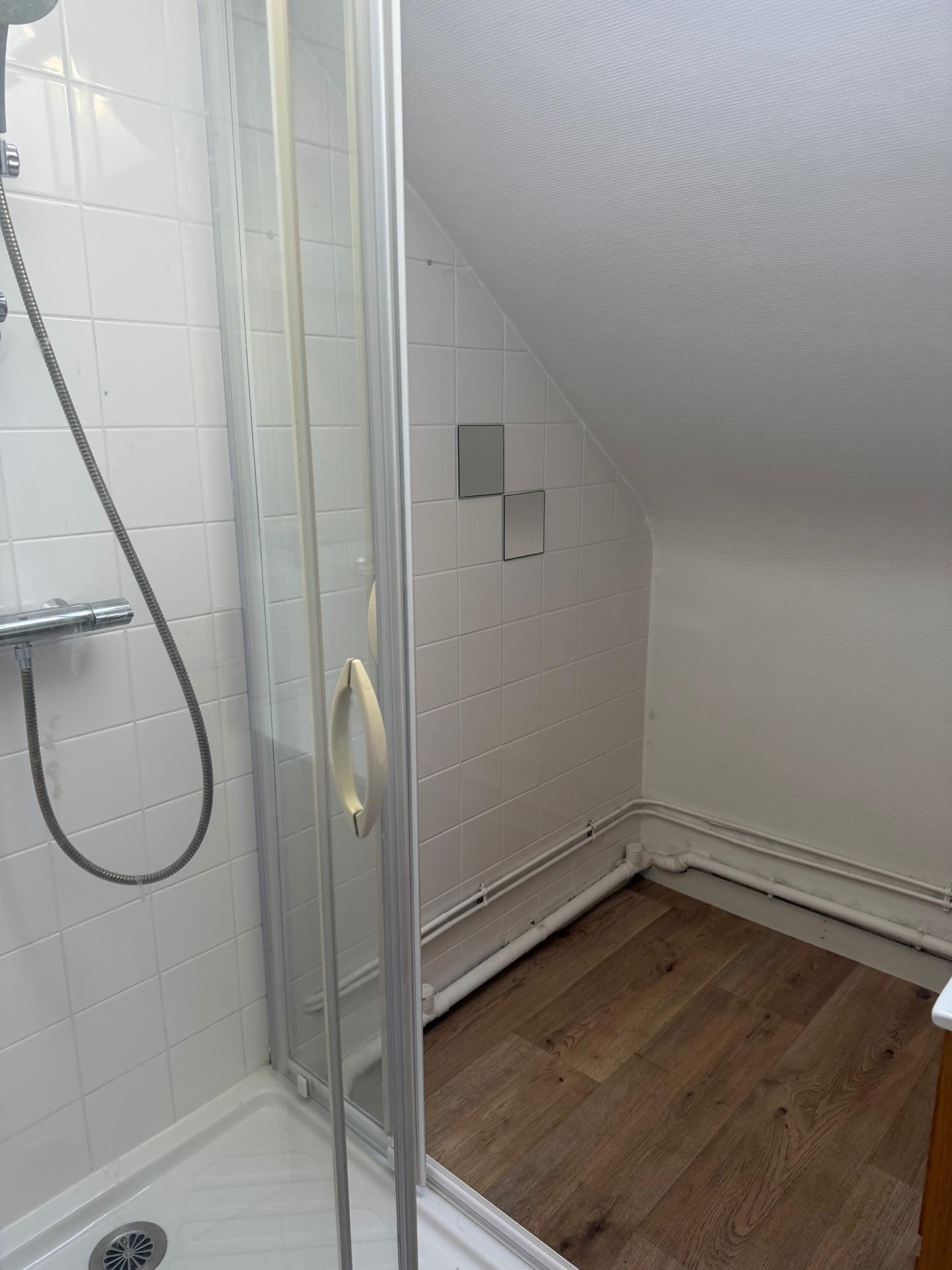 Miniature photo - 5 / 20