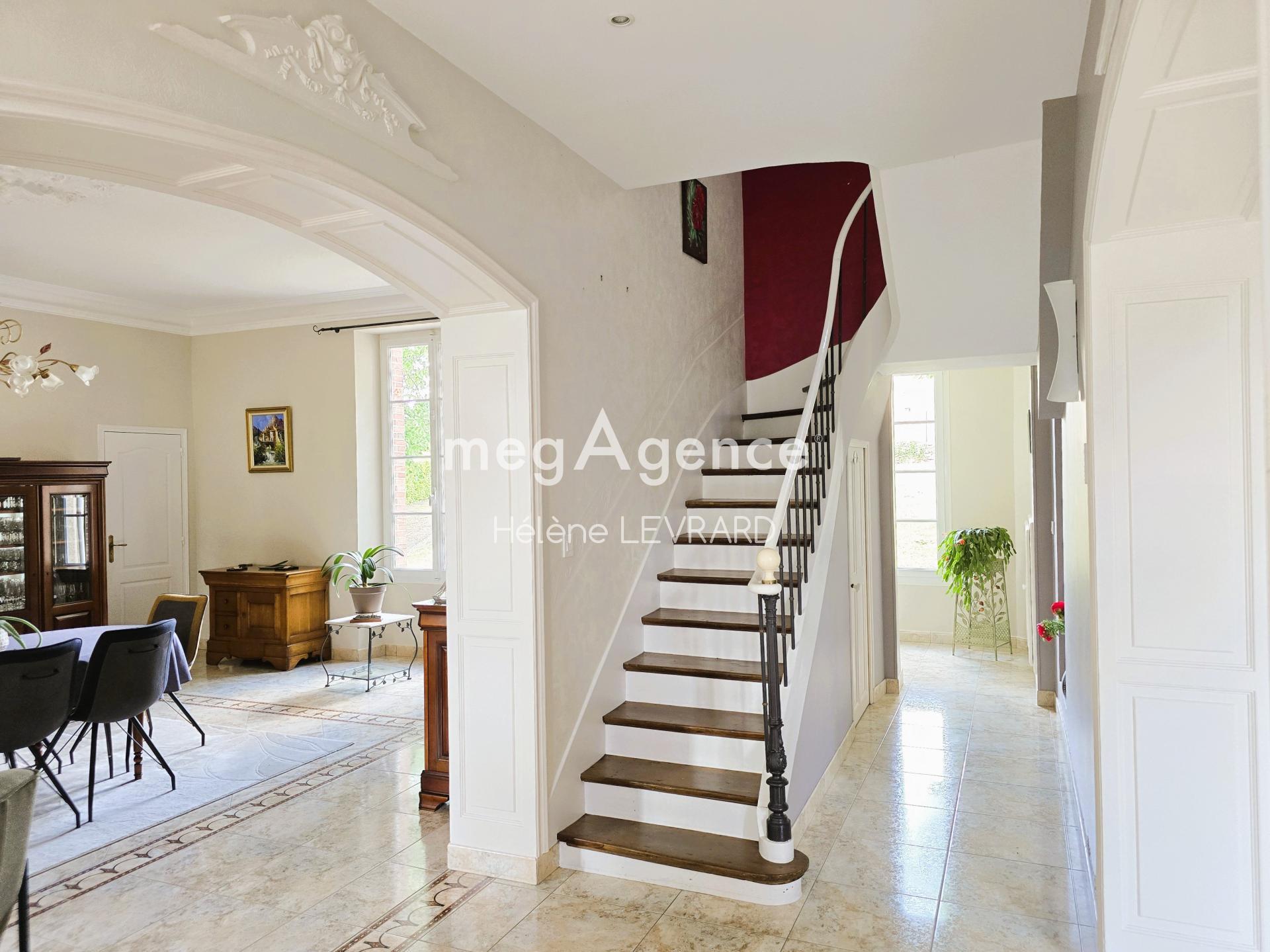 Miniature photo - 2 / 14