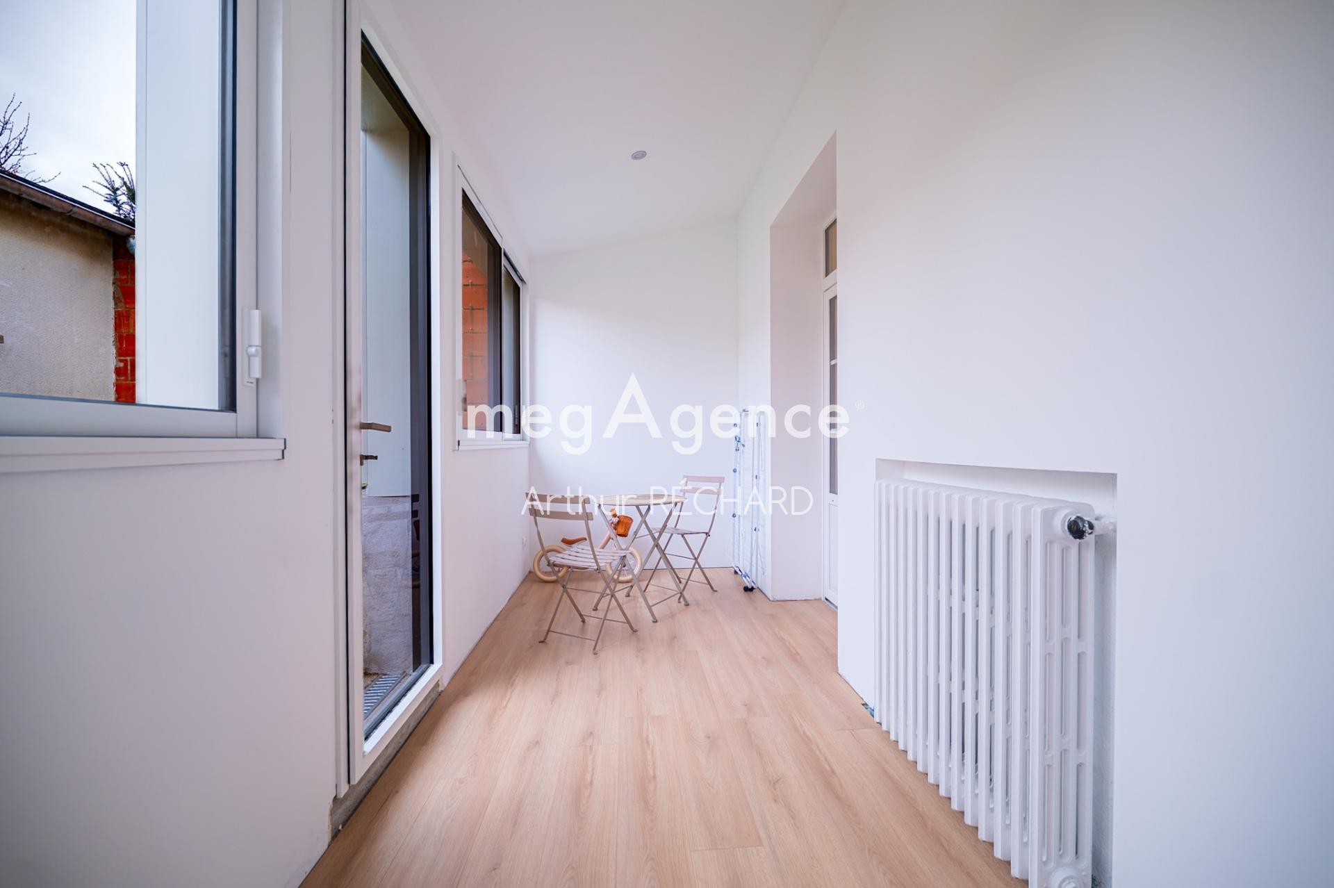 Miniature photo - 9 / 10