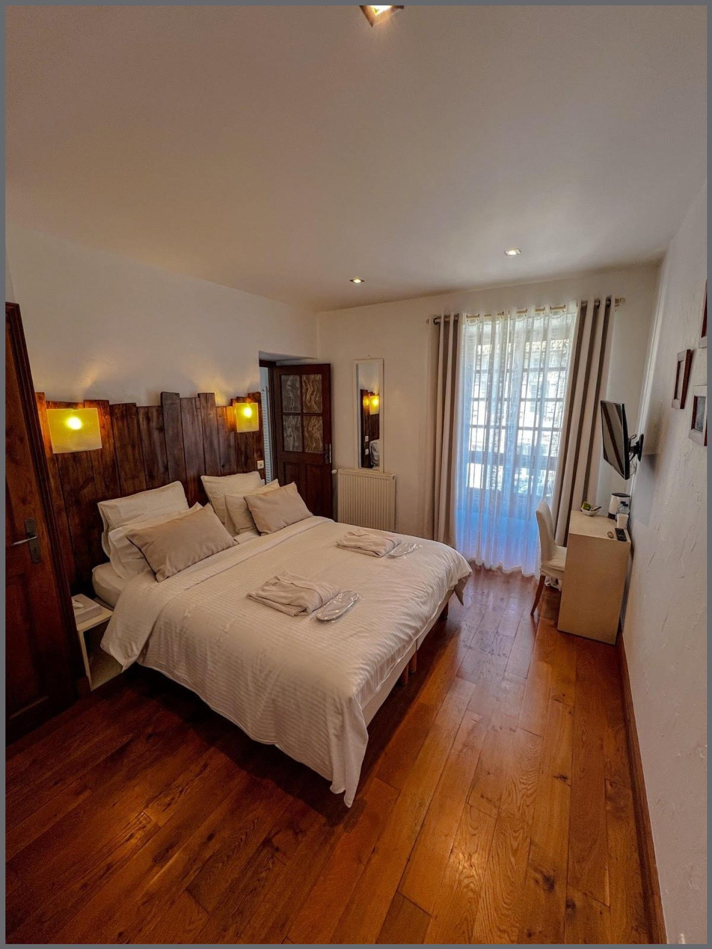 Miniature photo - 5 / 9