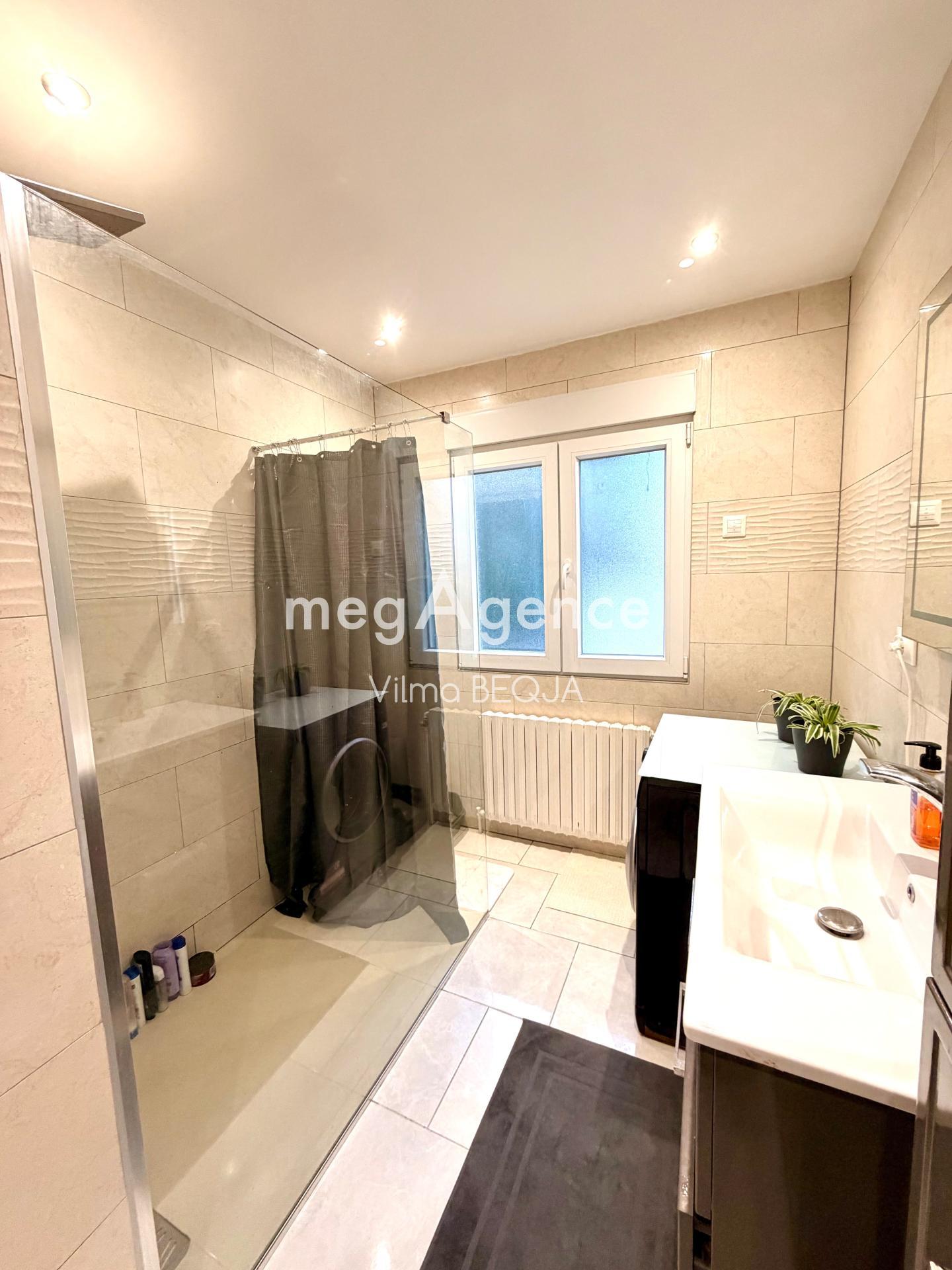 Miniature photo - 13 / 16