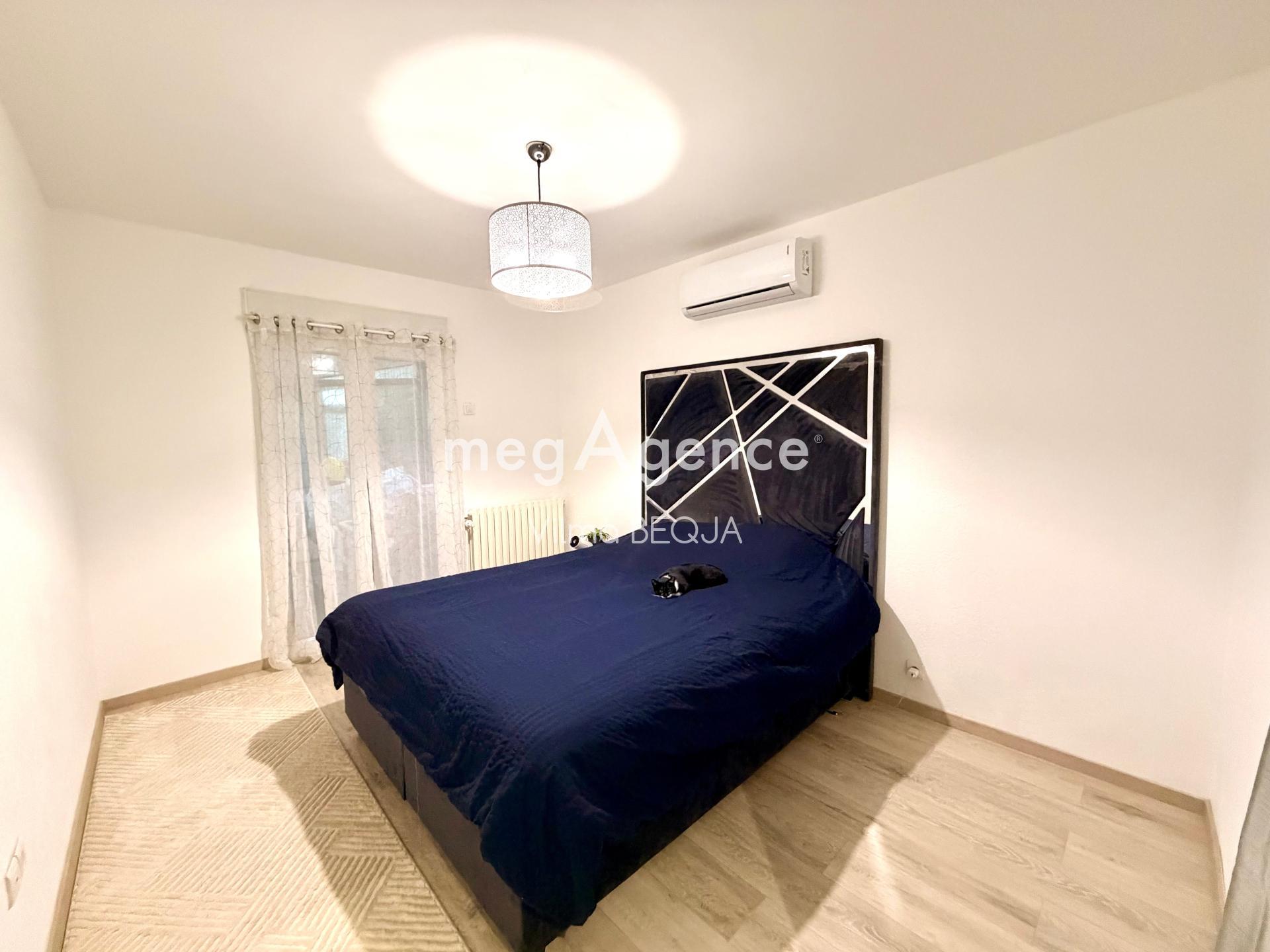 Miniature photo - 9 / 17