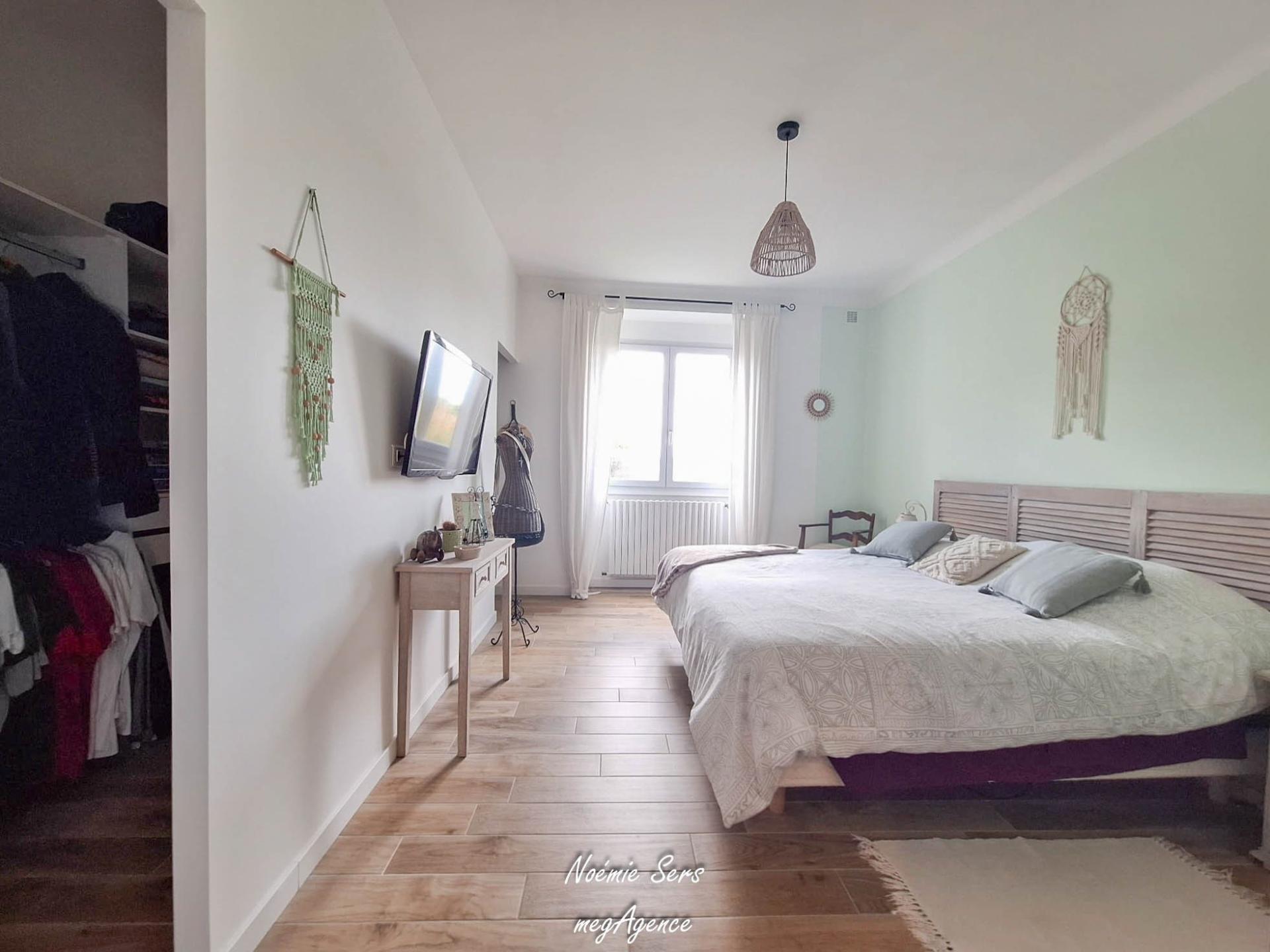 Miniature photo - 4 / 10