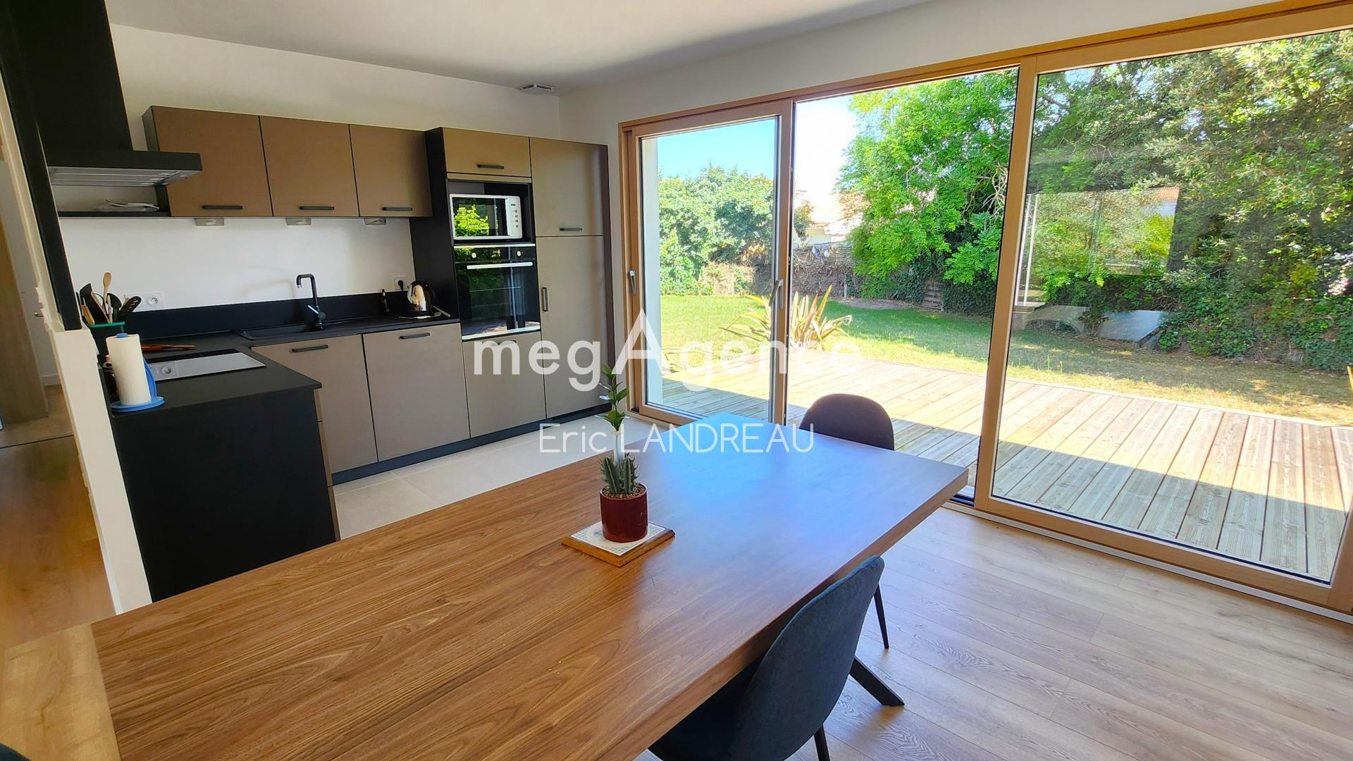 Miniature photo - 3 / 16