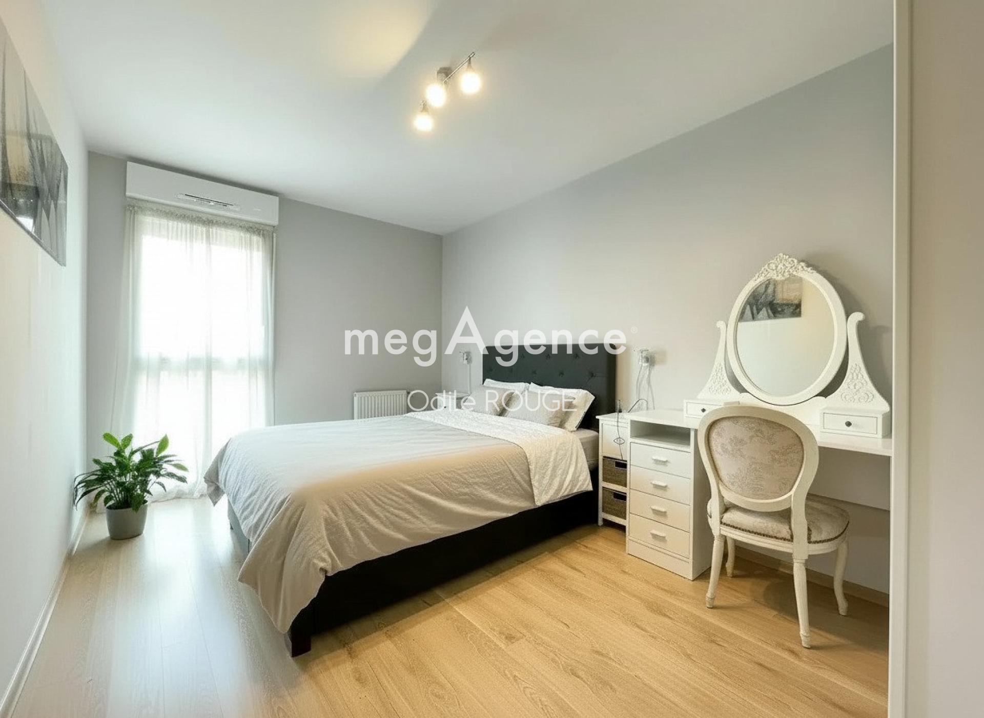 Miniature photo - 3 / 3