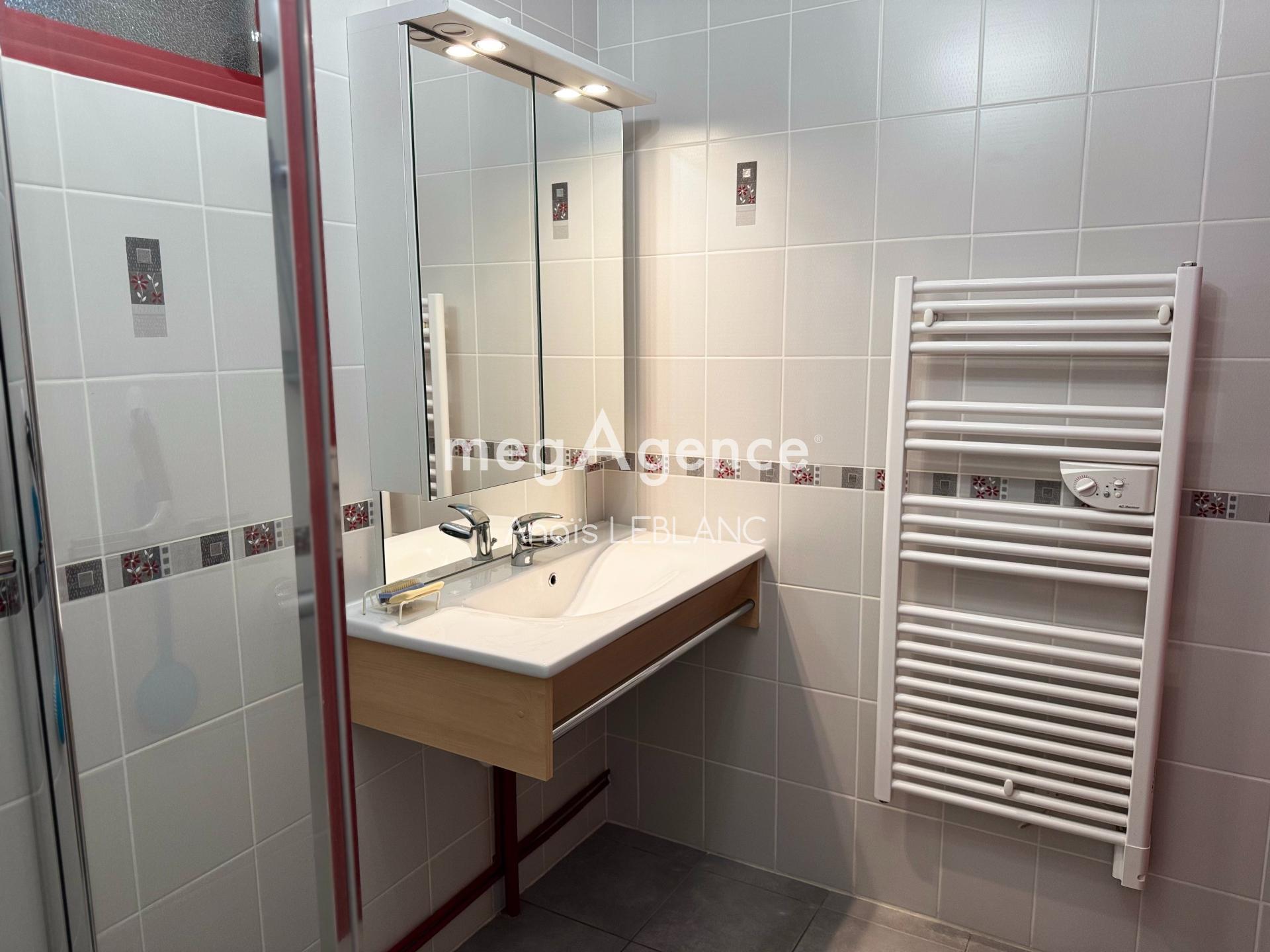 Miniature photo - 6 / 6