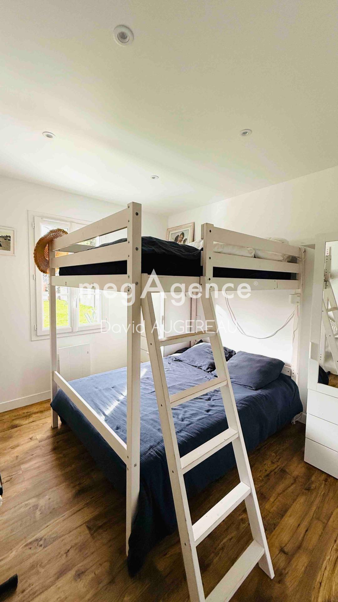 Miniature photo - 12 / 17