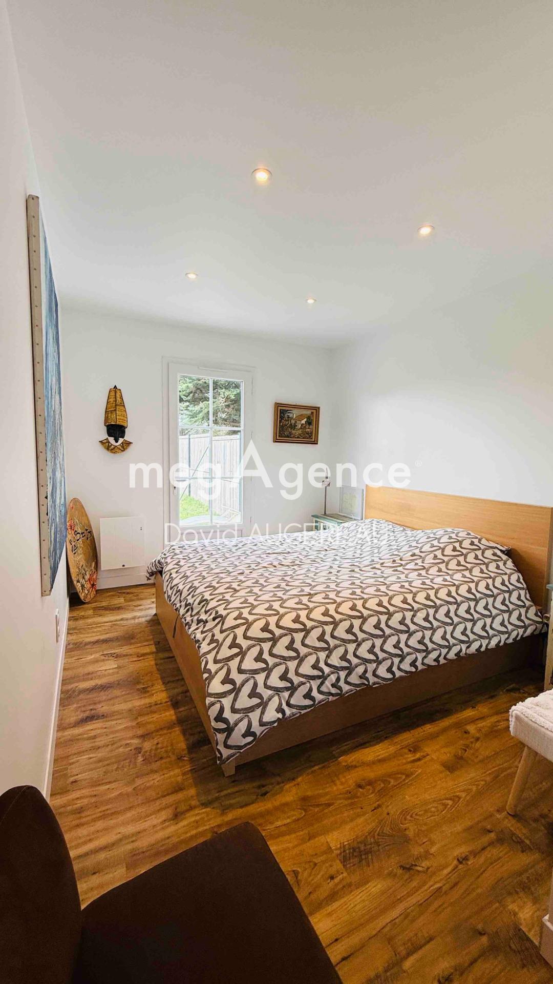 Miniature photo - 10 / 17