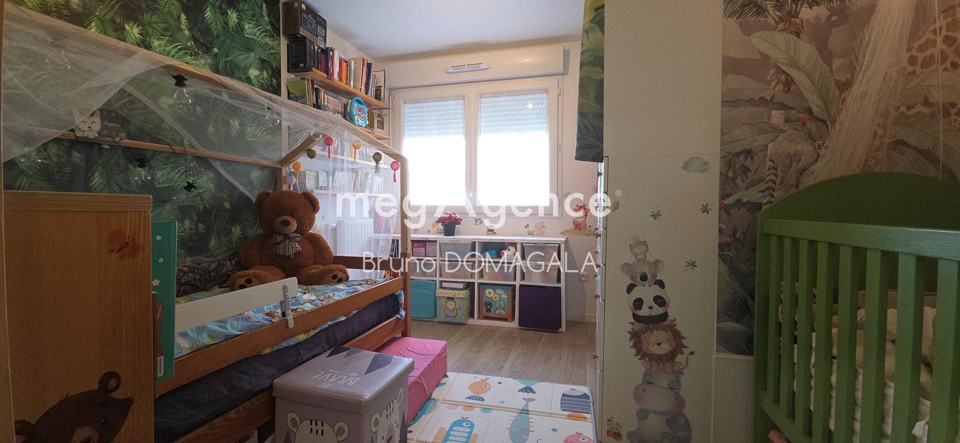 Miniature photo - 8 / 10