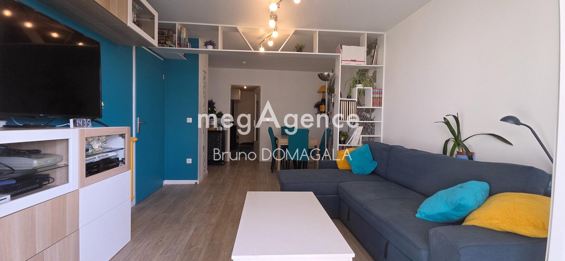 Miniature photo - 2 / 10