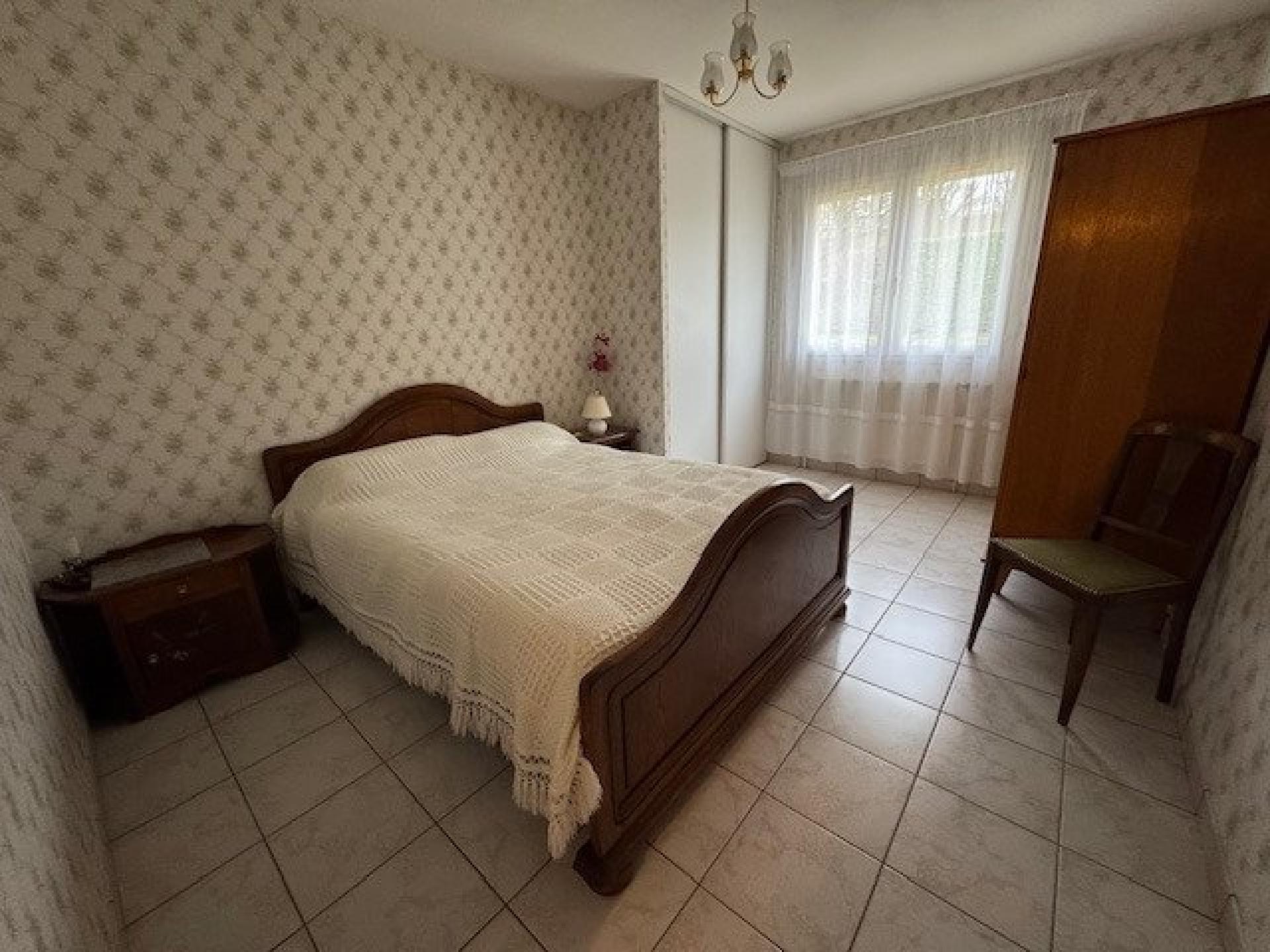 Miniature photo - 5 / 9