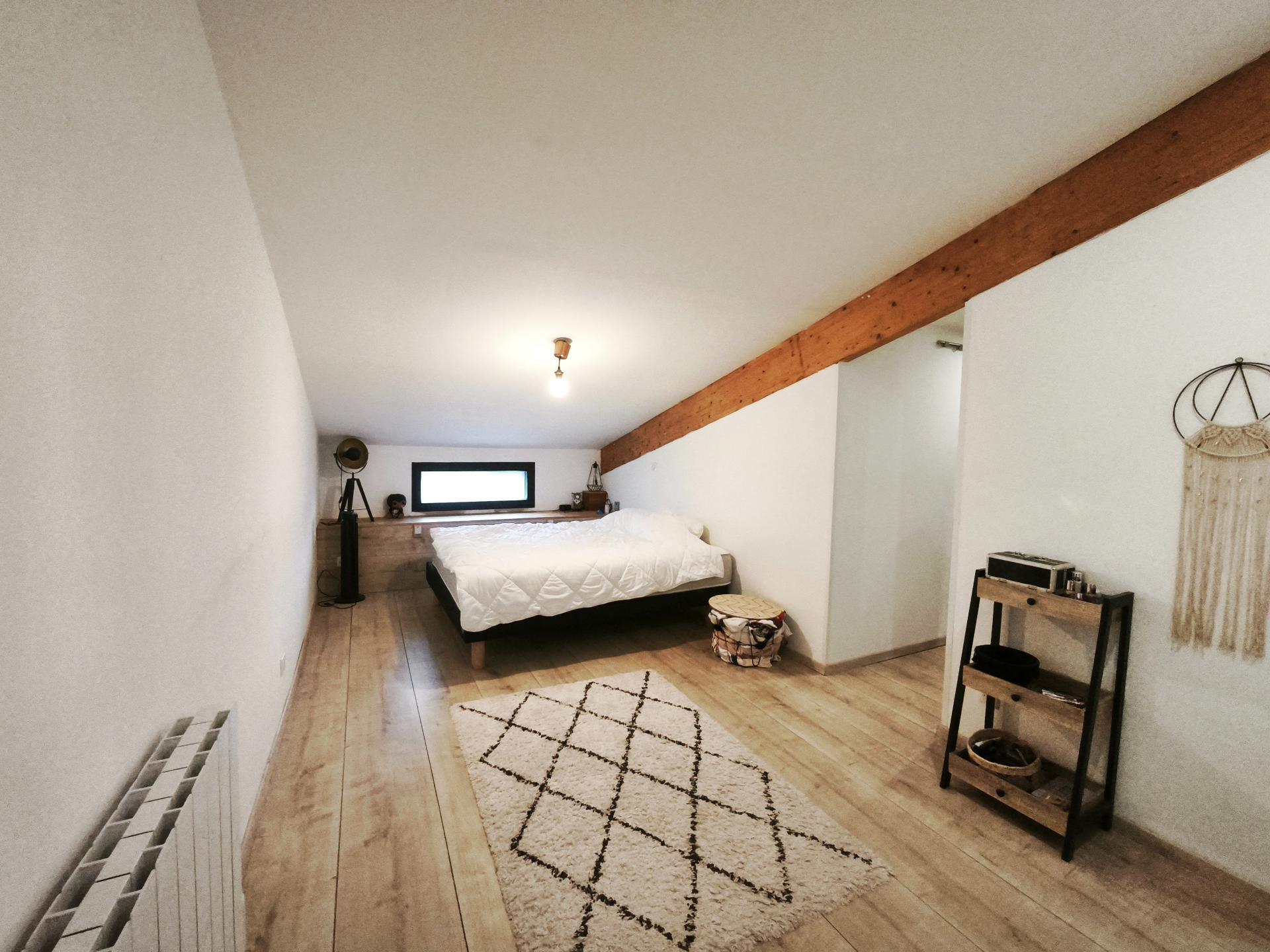 Miniature photo - 5 / 9