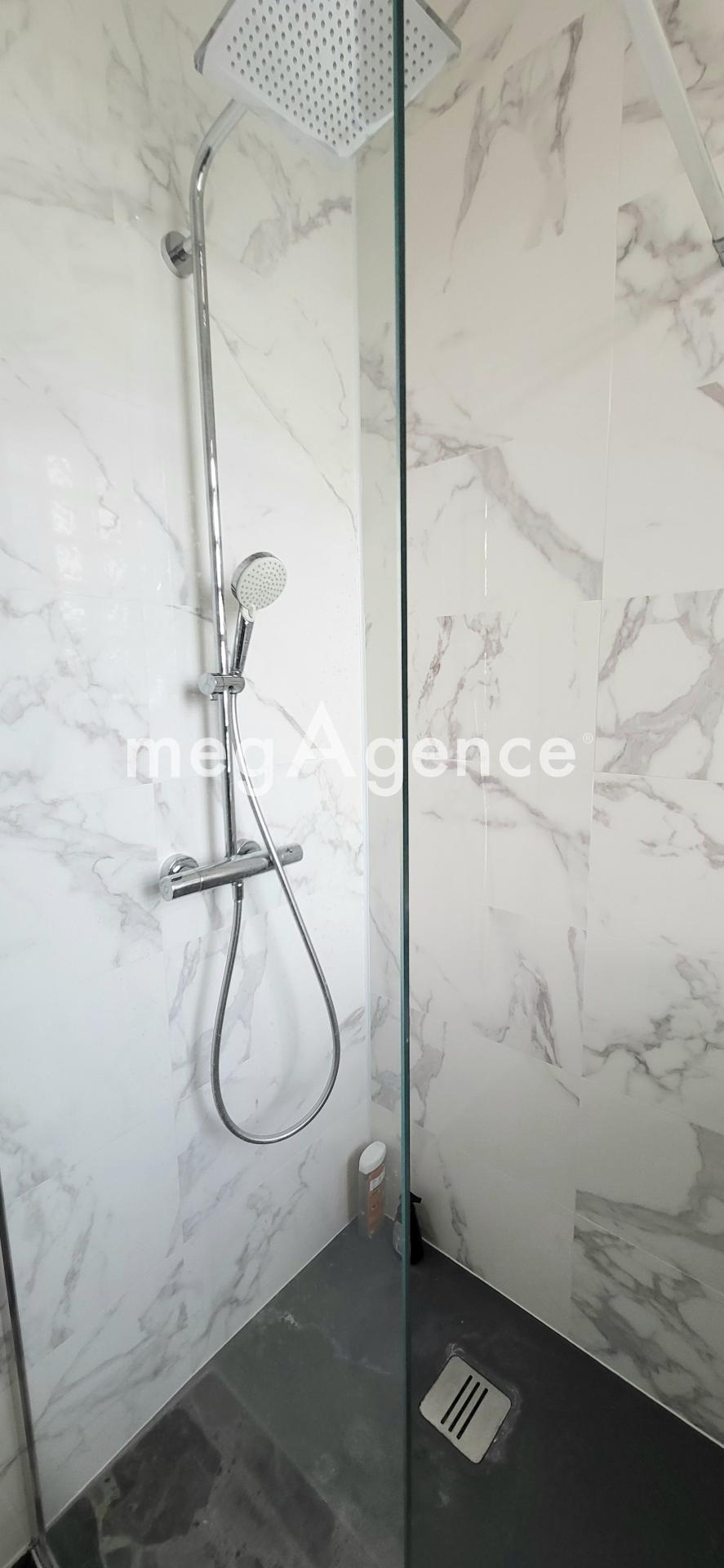 Miniature photo - 9 / 19