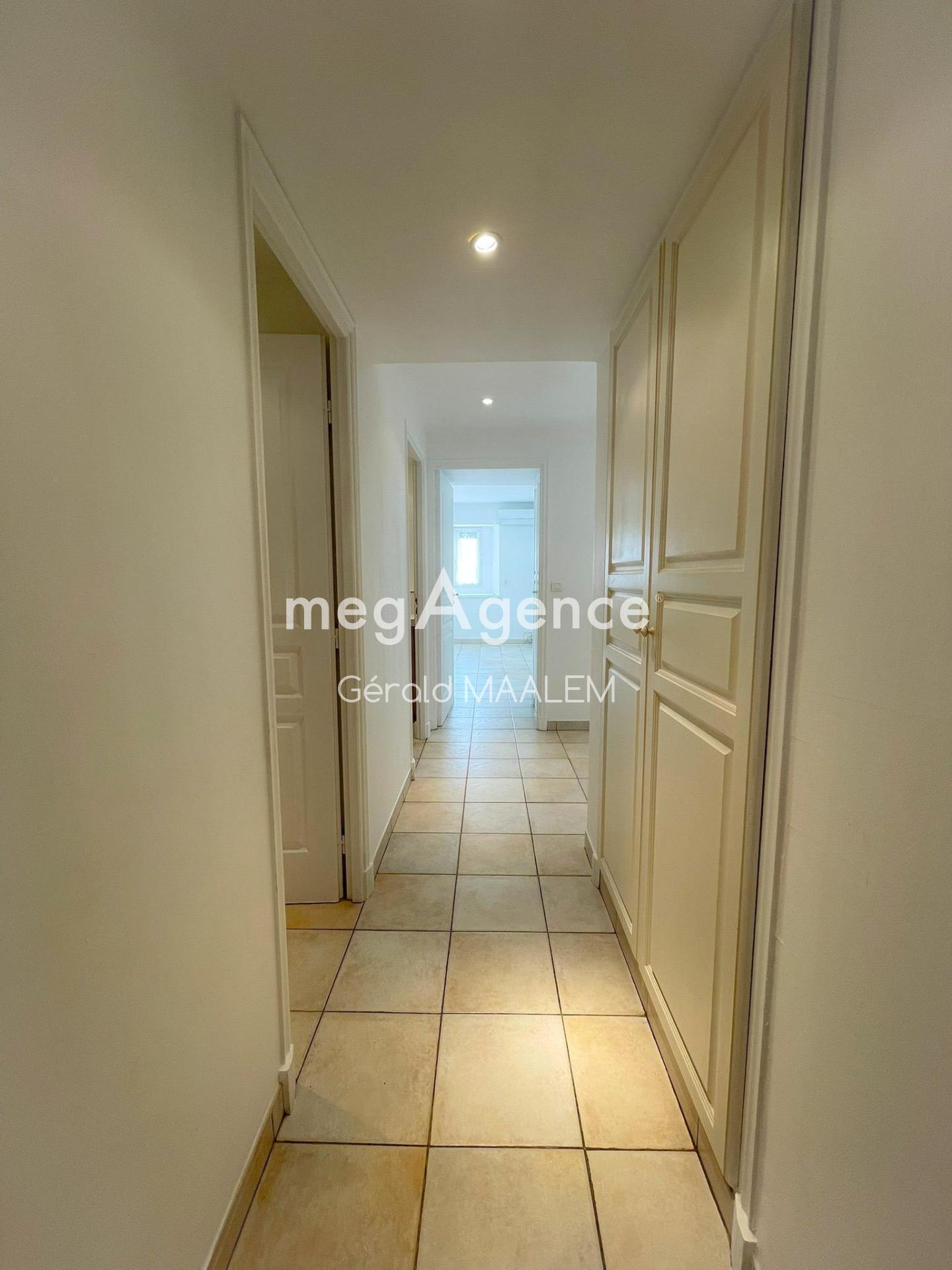 Miniature photo - 8 / 12