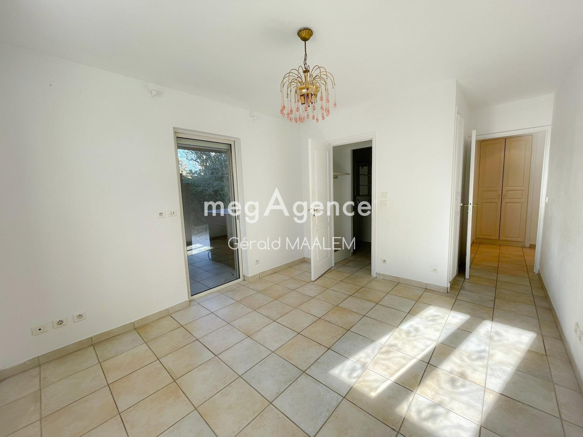 Miniature photo - 10 / 12