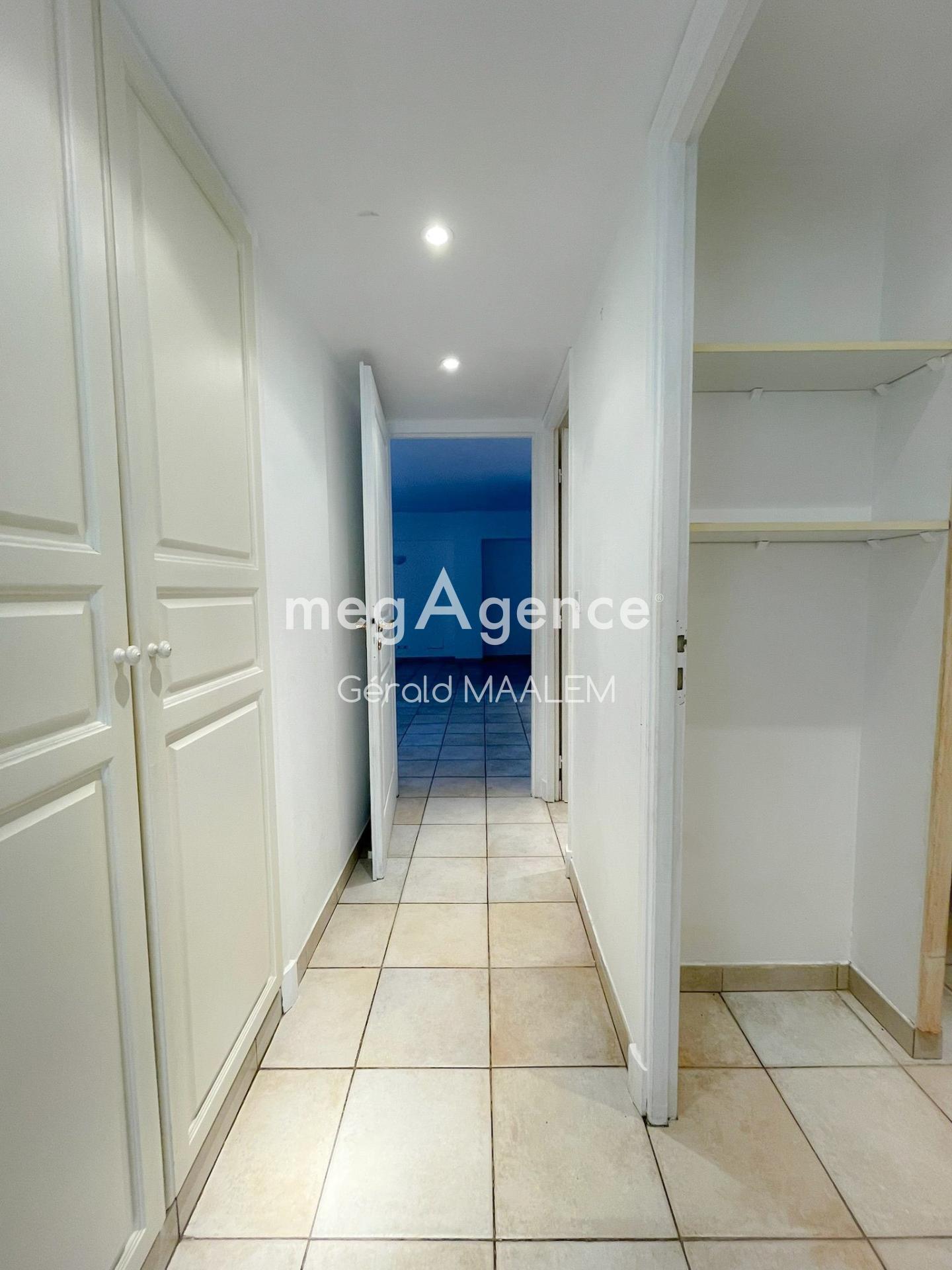 Miniature photo - 9 / 12