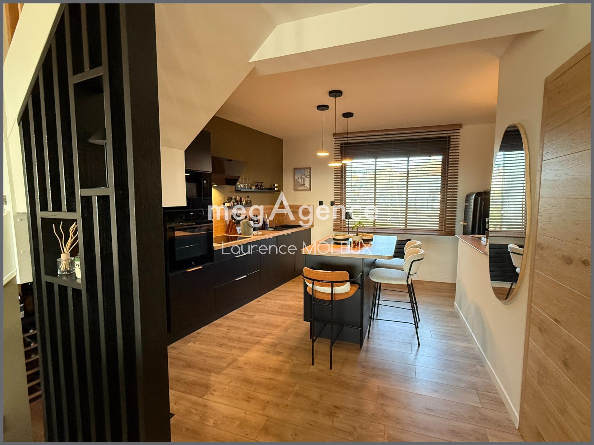 Miniature photo - 2 / 13