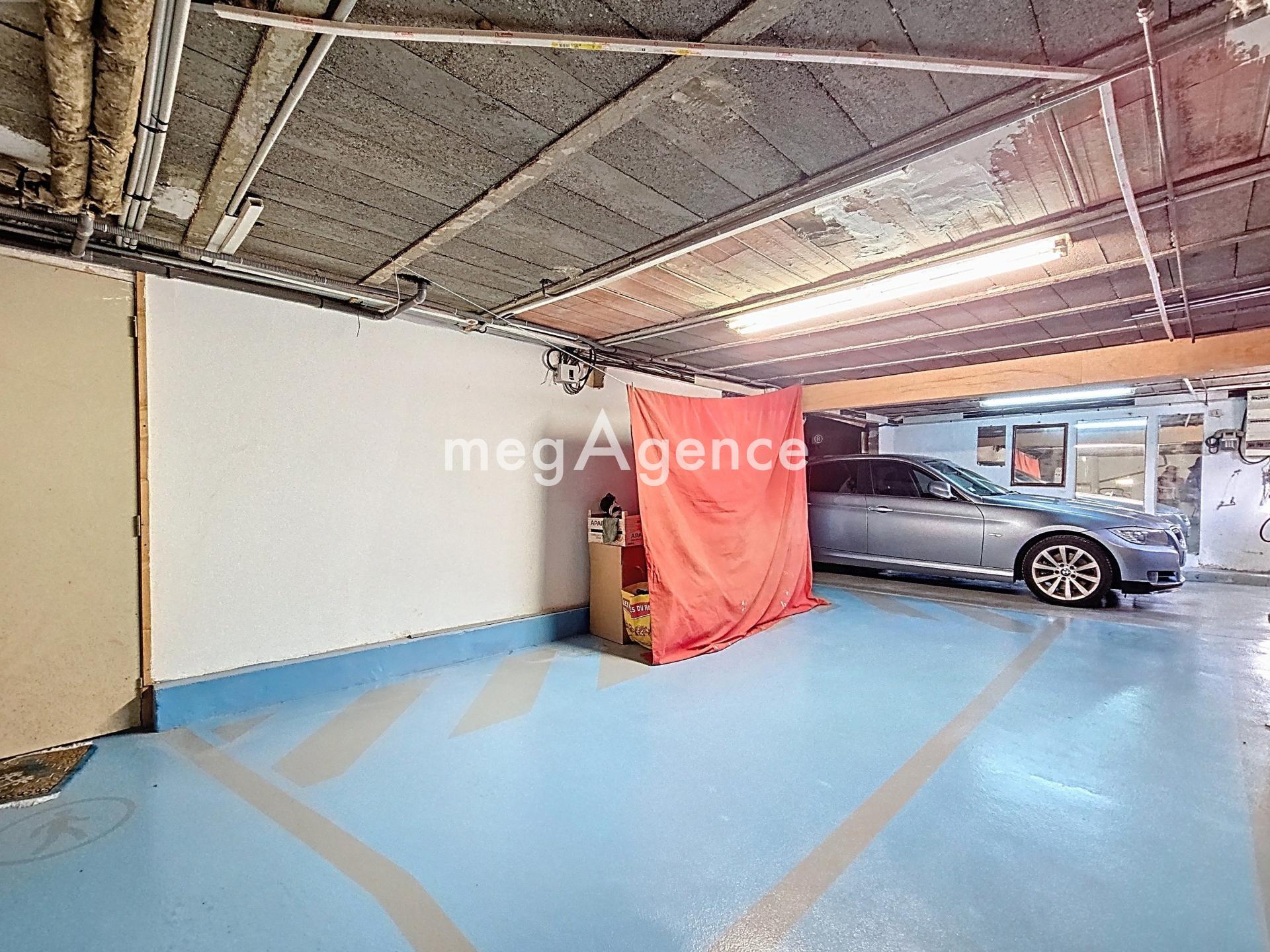 Miniature photo - 15 / 16